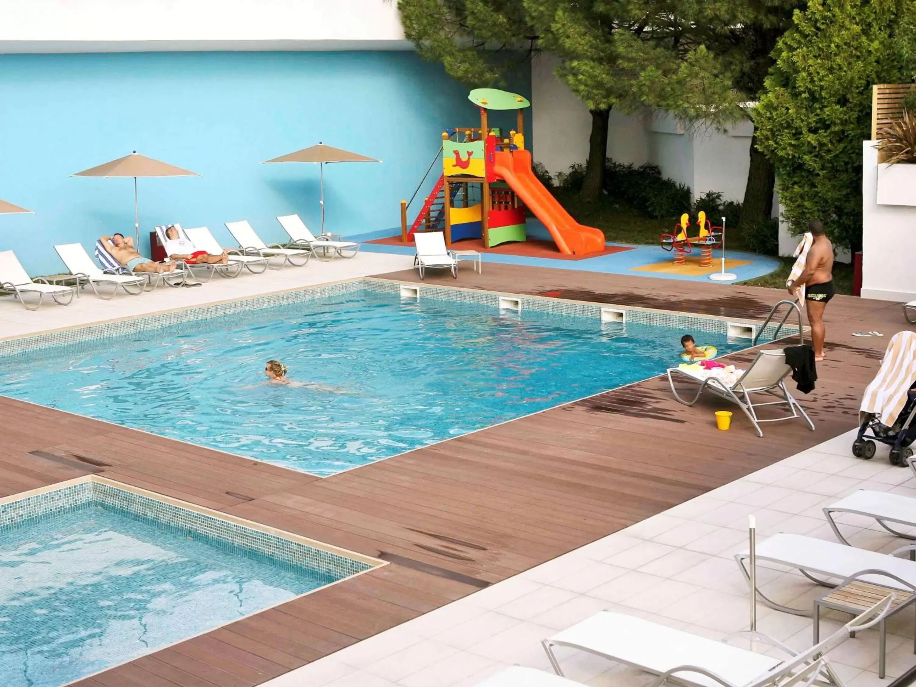 On site, Swimming Pool in Novotel Lisboa