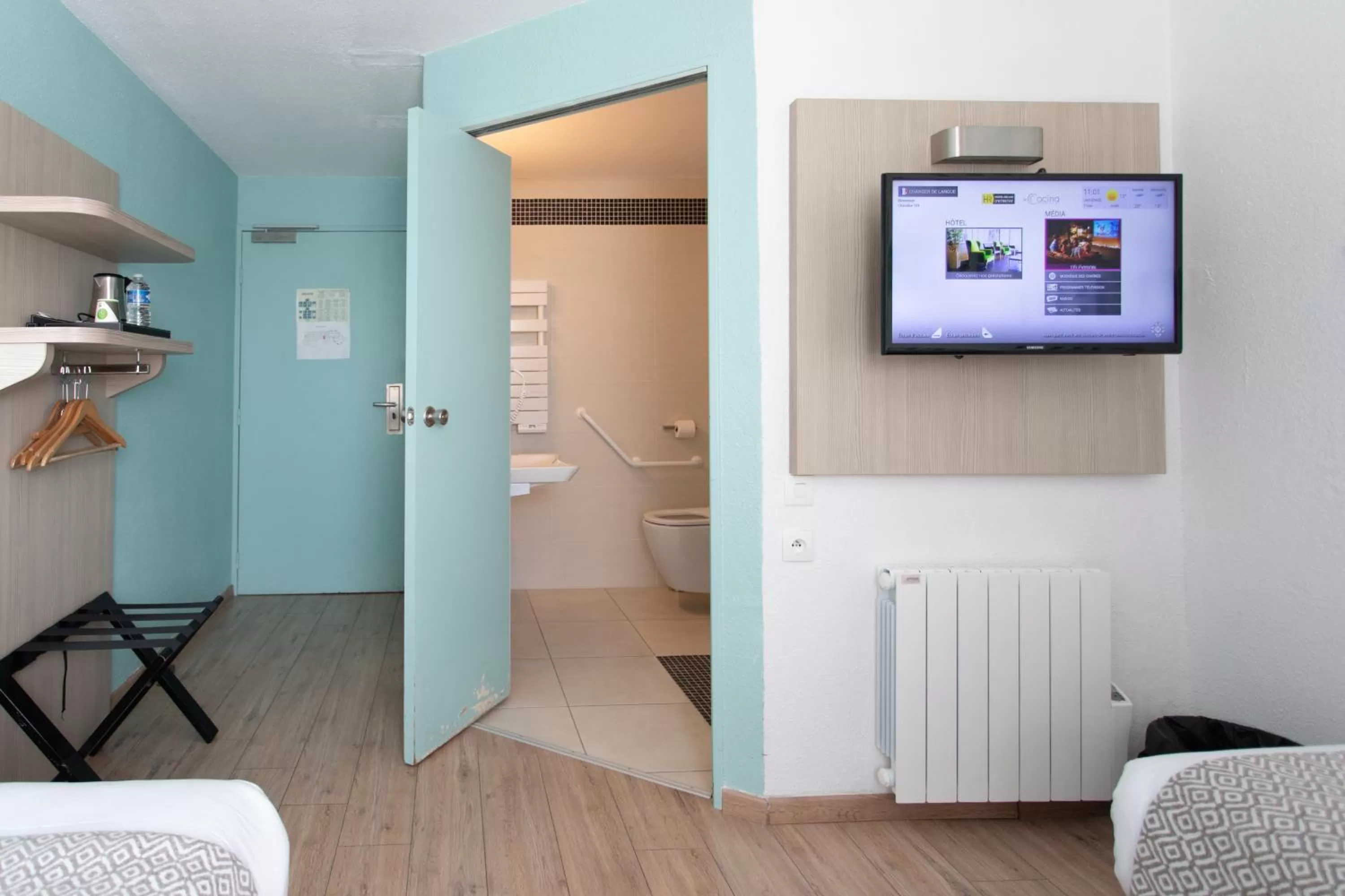 Facility for disabled guests in Hôtel Relais d'Étretat