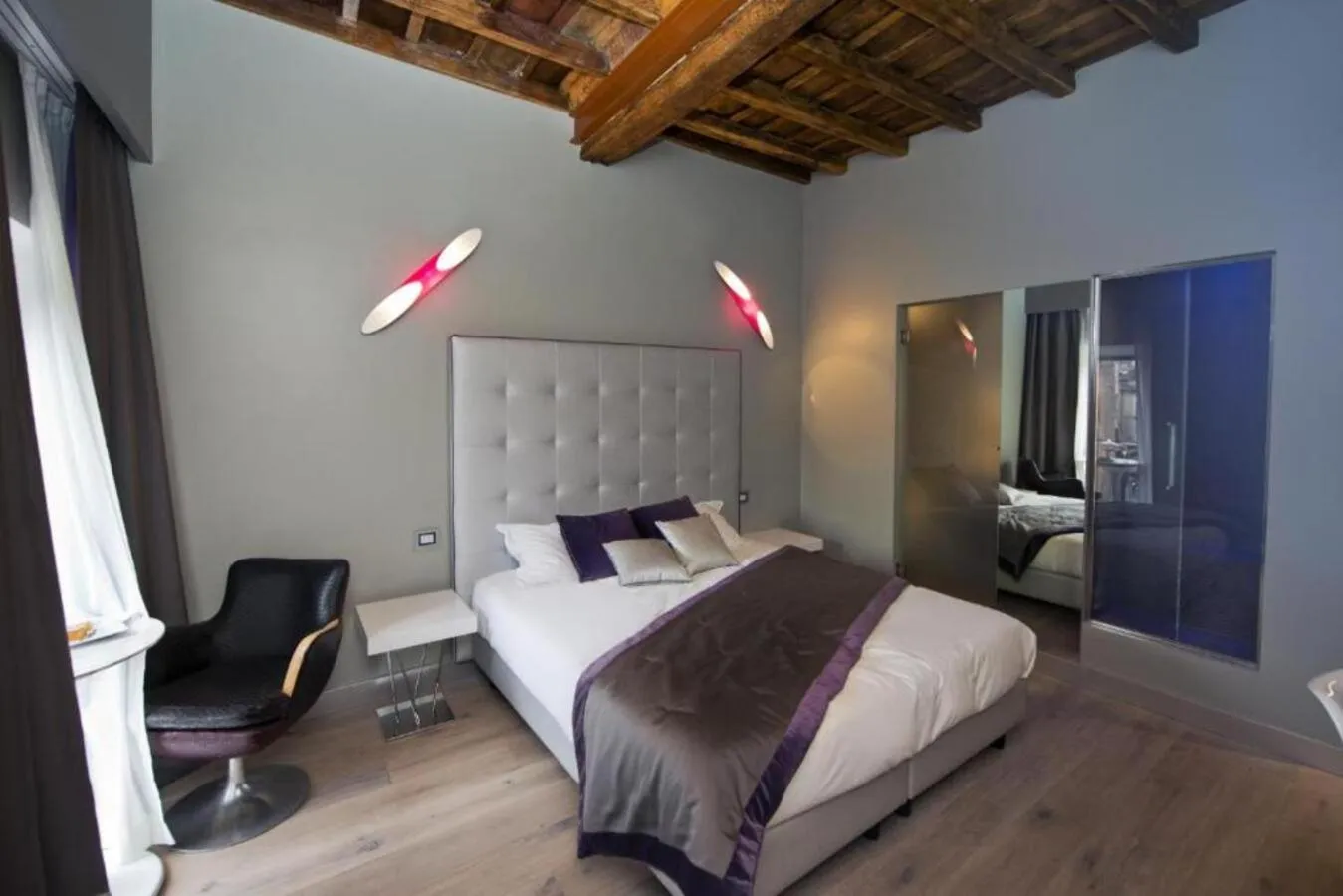 Bed in Torre Argentina Relais - Residenze di Charme