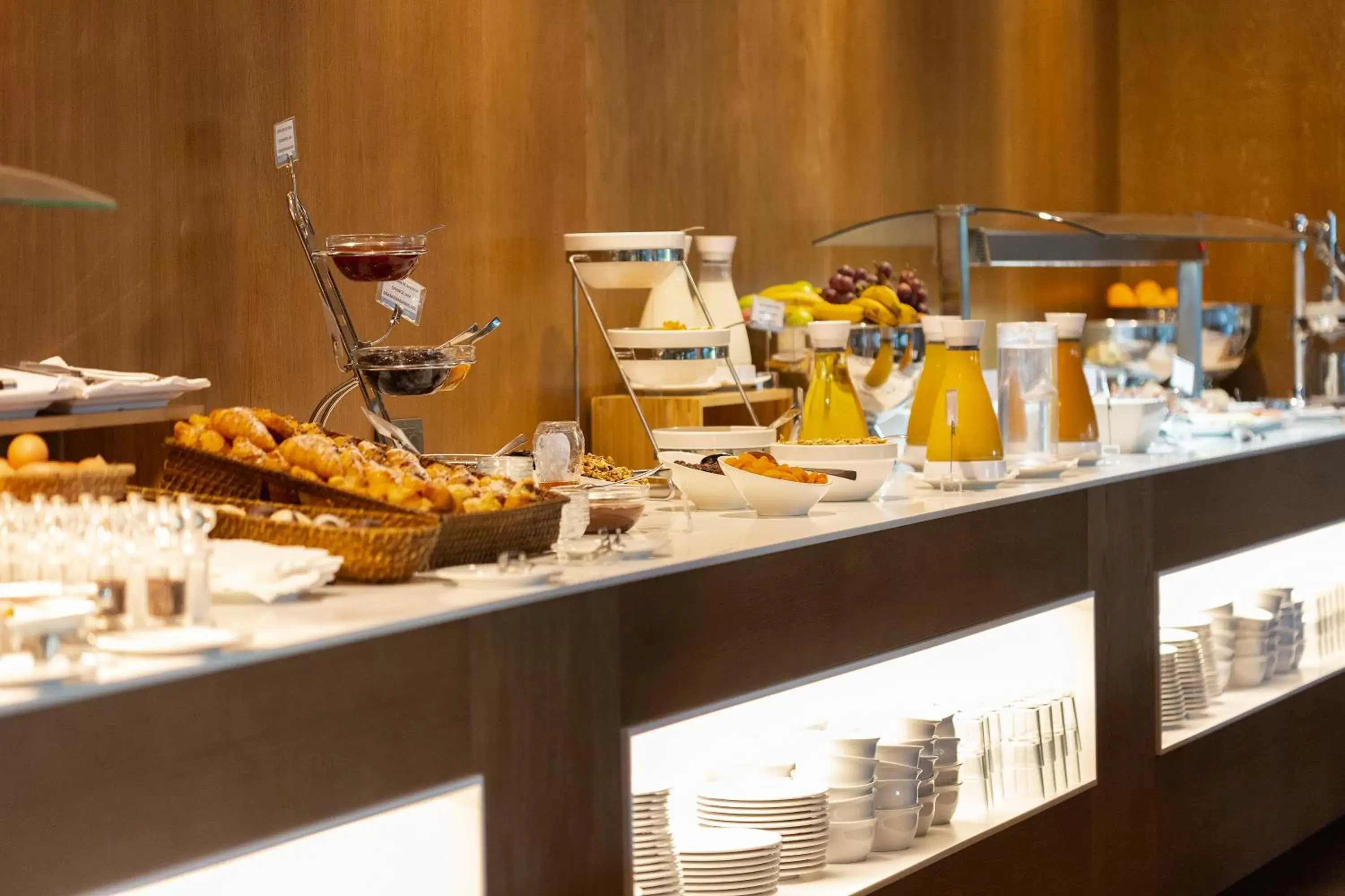 Buffet breakfast in Aimia Hotel