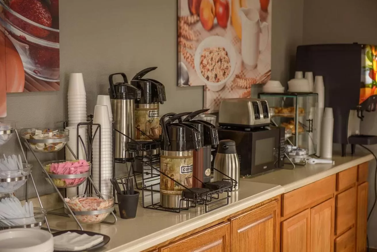 Restaurant/places to eat in Richland Inn