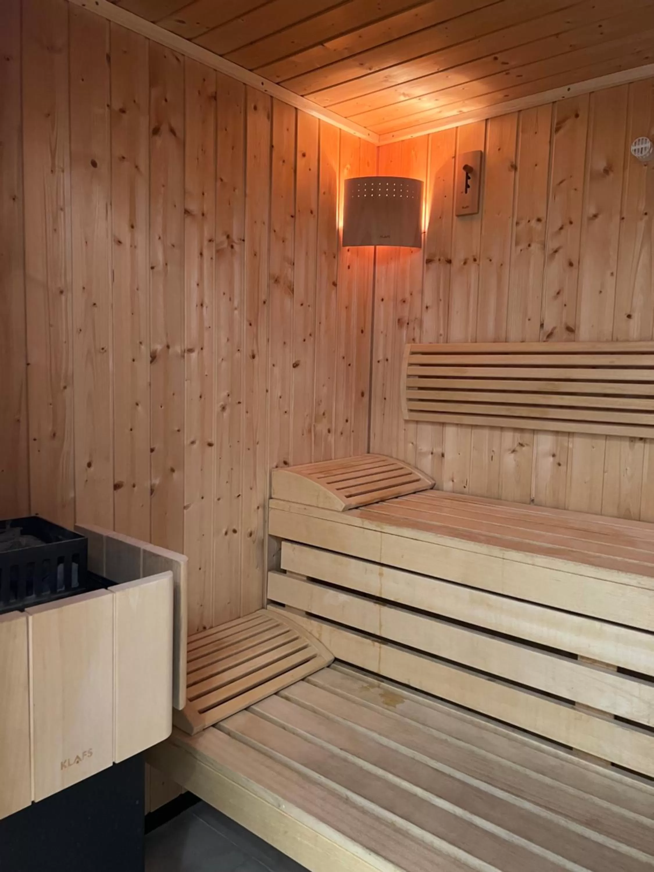 Sauna in Elysia Park