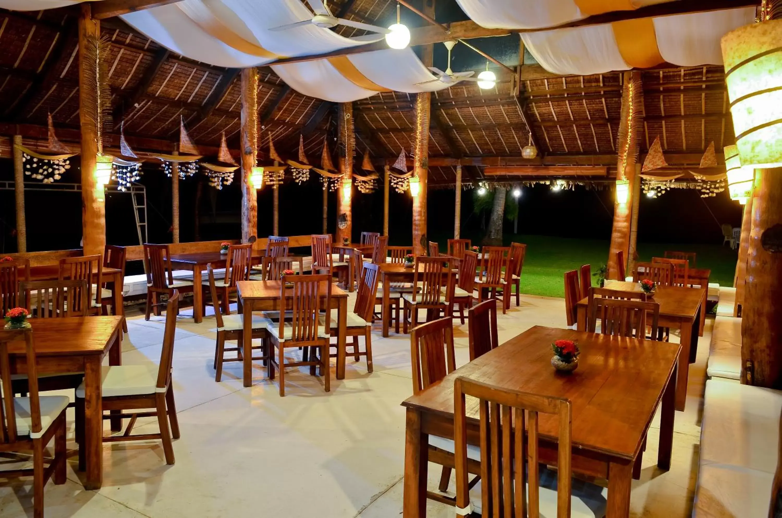 Restaurant/places to eat in Punta Bulata White Beach Resort & Spa Restaurant/places to eat in Punta Bulata White Beach Resort & Spa
