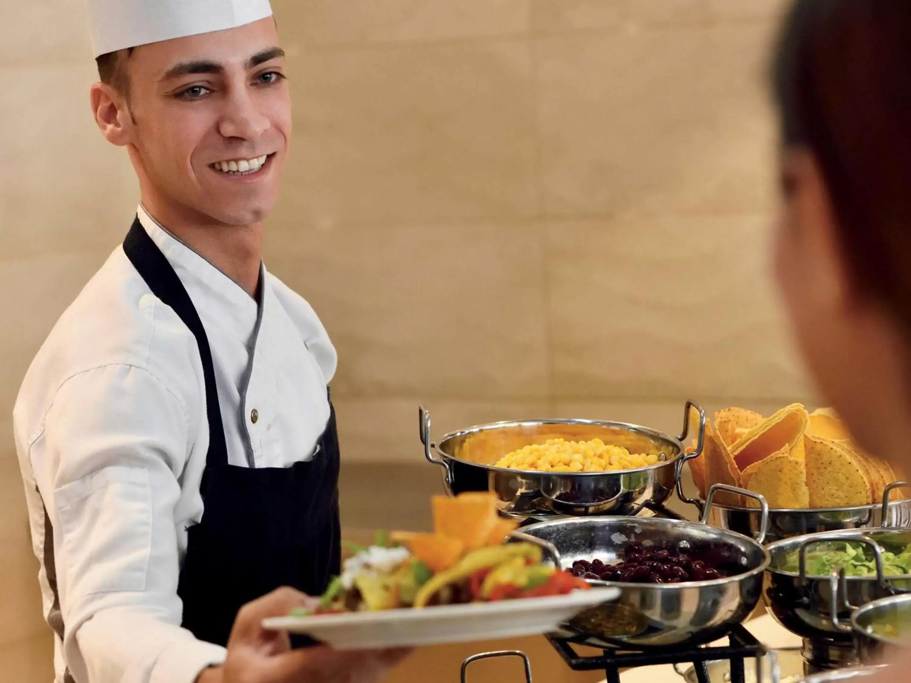 Restaurant/places to eat in Mövenpick Hotel Amman