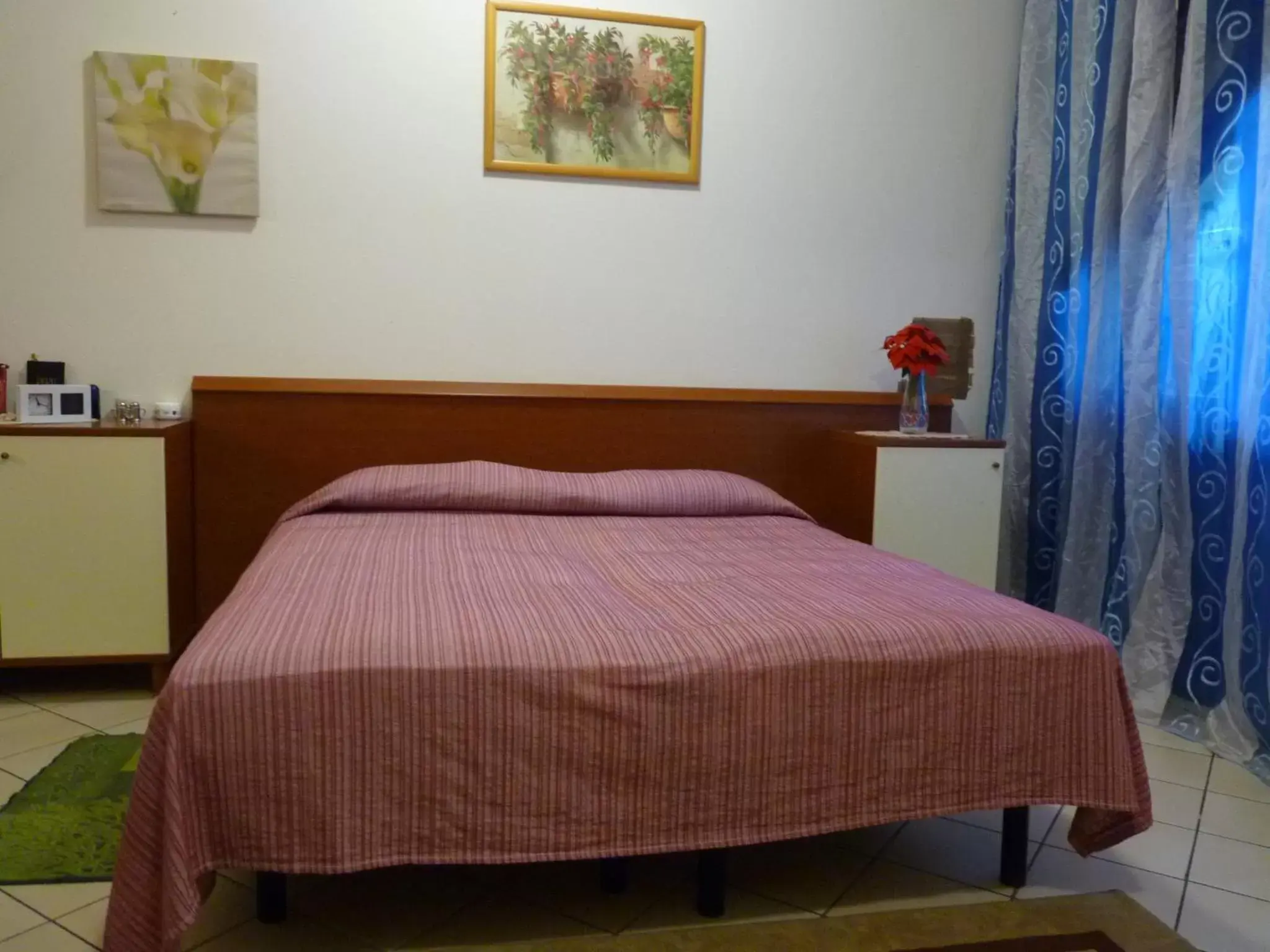 Bed in Residence Costablu