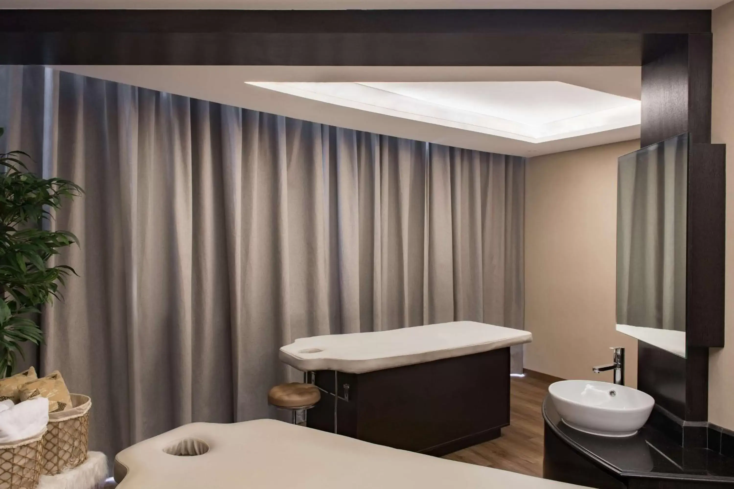 Massage, Bathroom in Radisson Blu Hotel, Dubai Canal View
