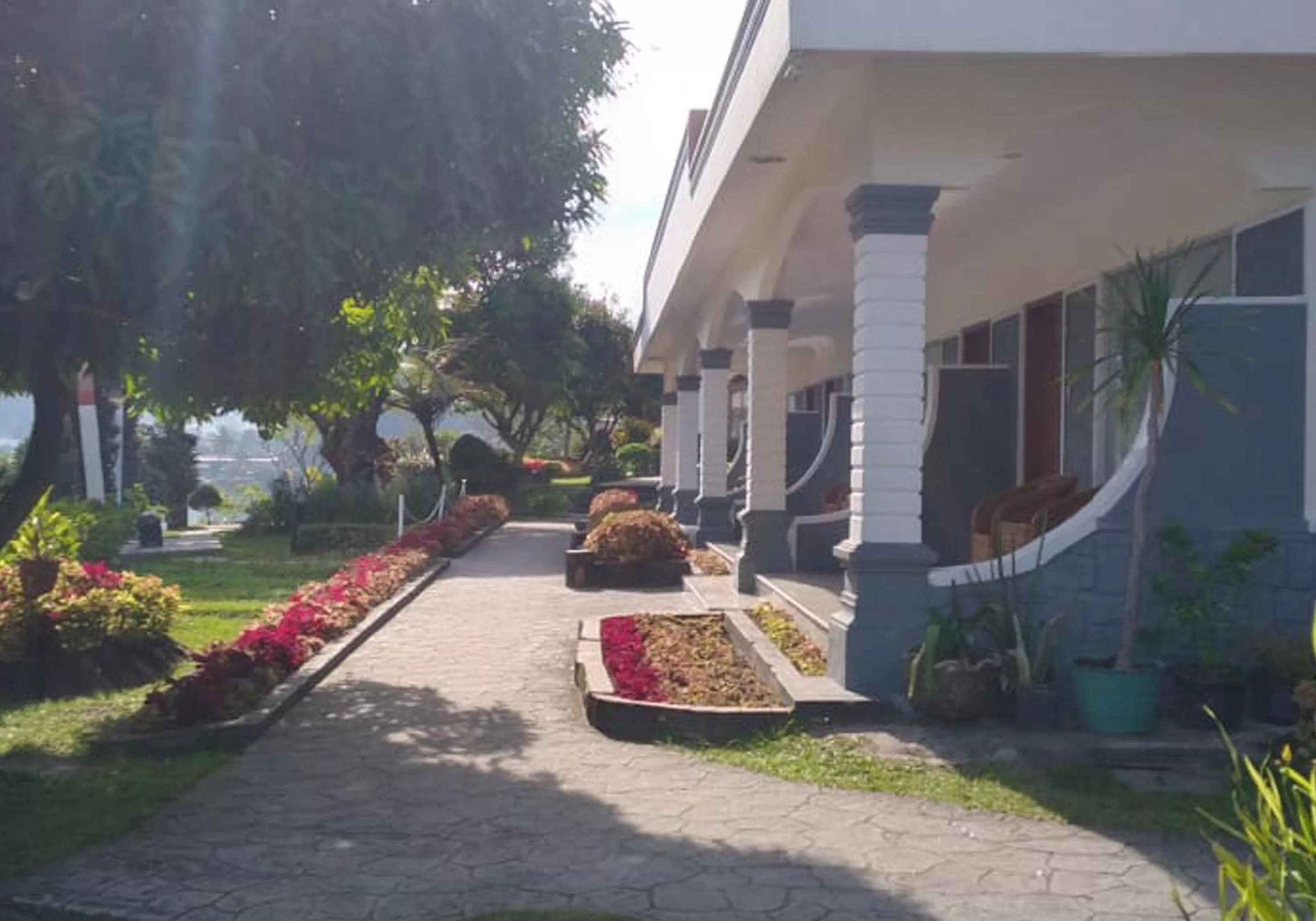 Property building in Khas Parapat