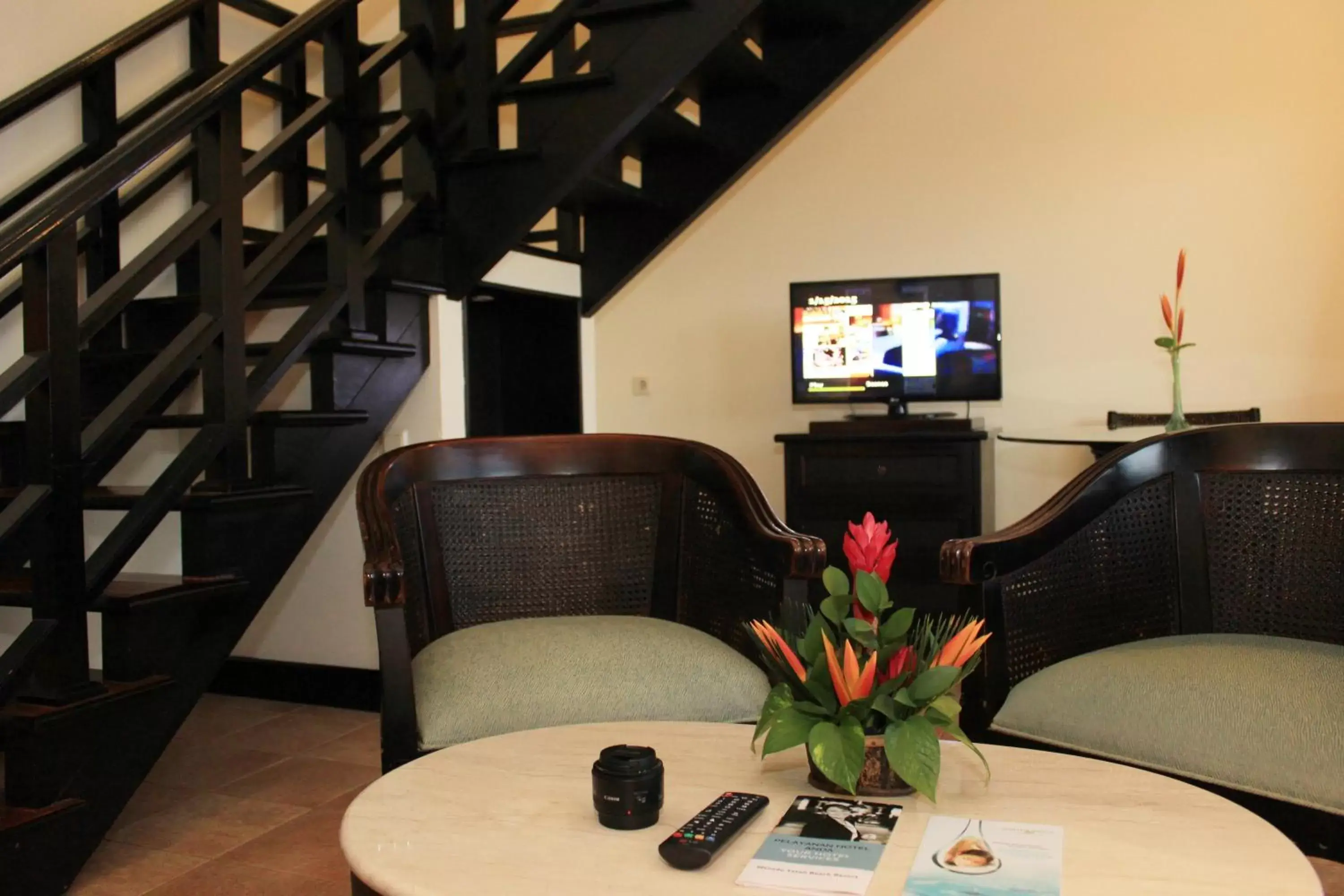 Decorative detail, Seating Area in Mercure Manado Tateli Resort and Convention