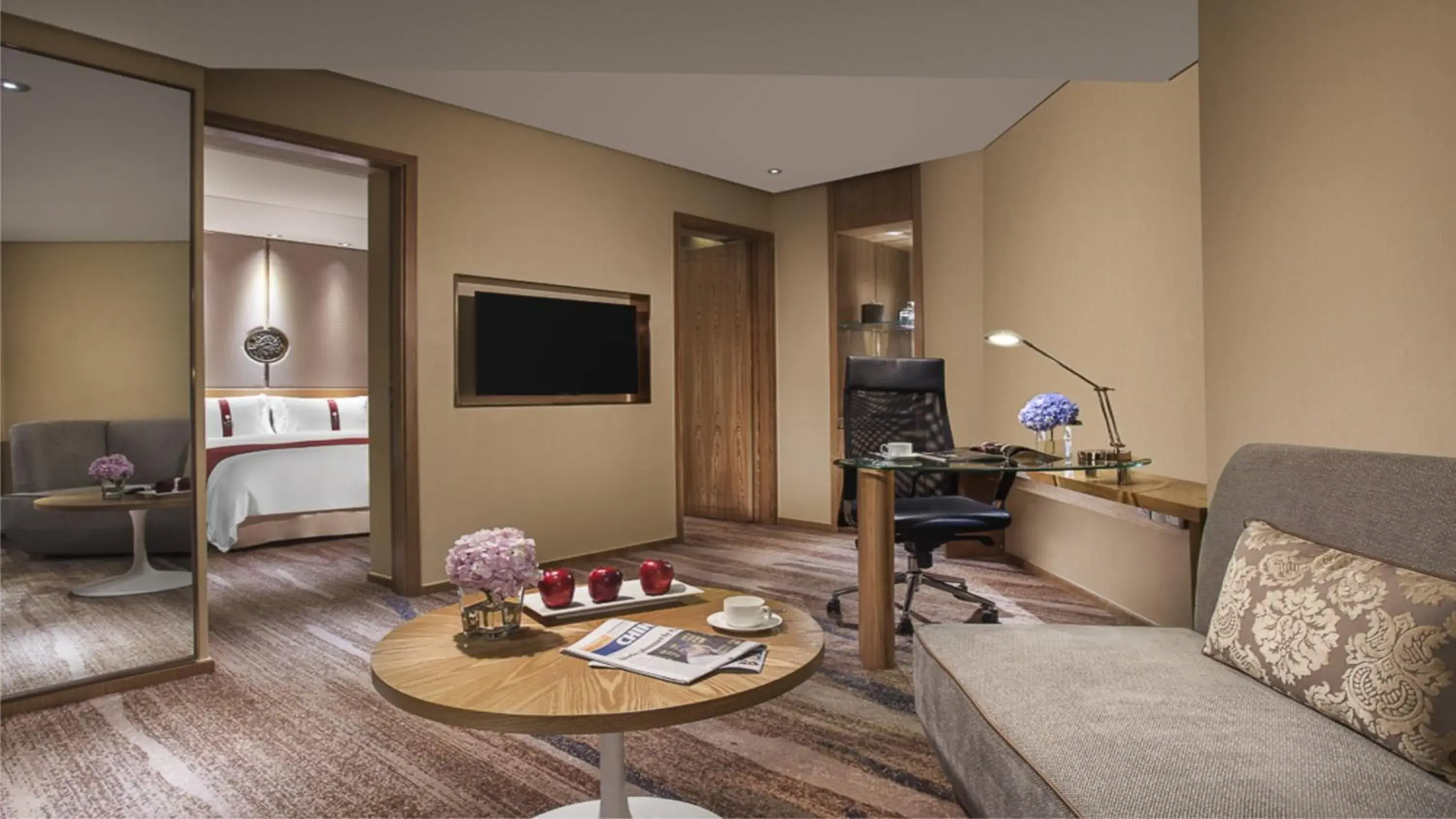 Bedroom, Seating Area in Holiday Inn Hefei, an IHG Hotel