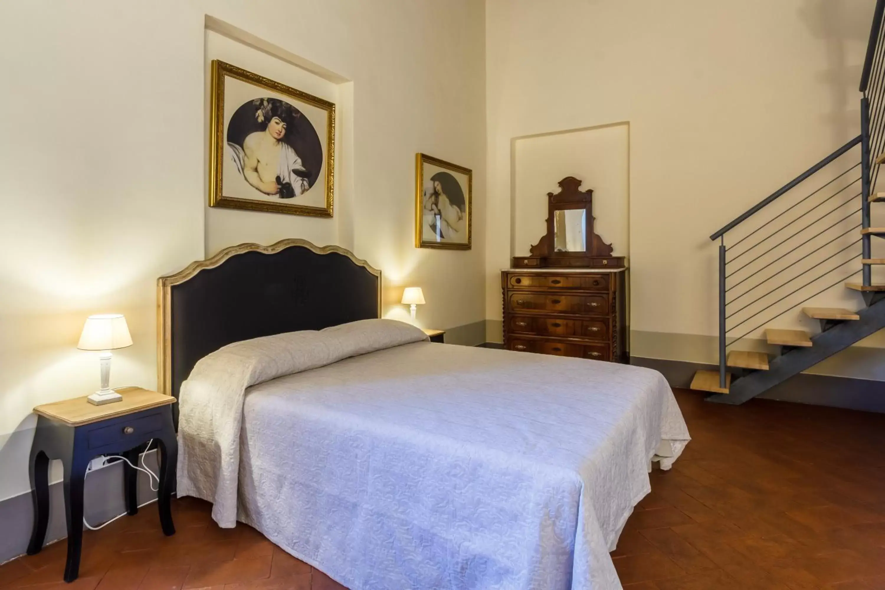 Photo of the whole room, Bed in Dimora Storica Palazzo Puccini