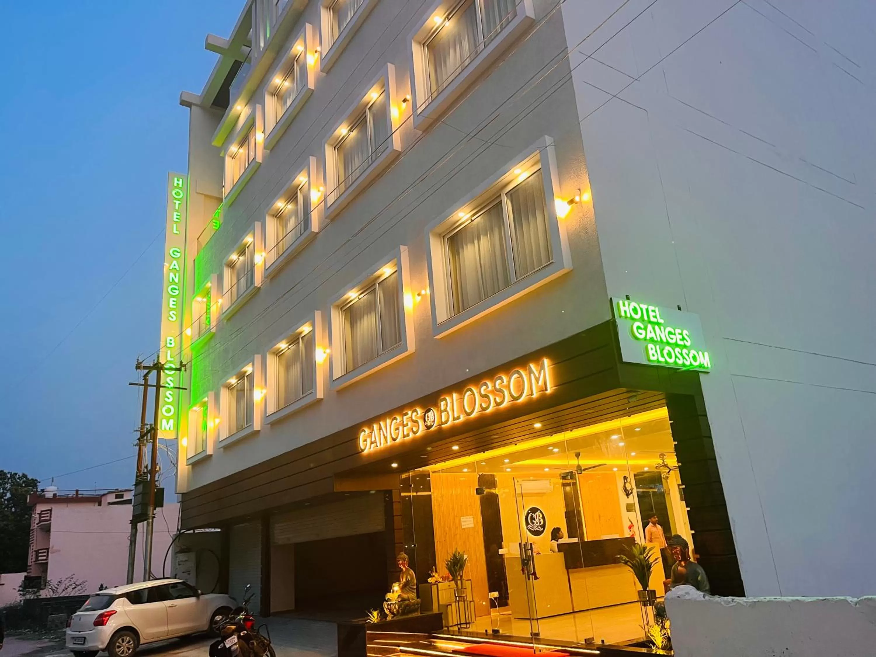 Property Building in Hotel Gange, Haridwar