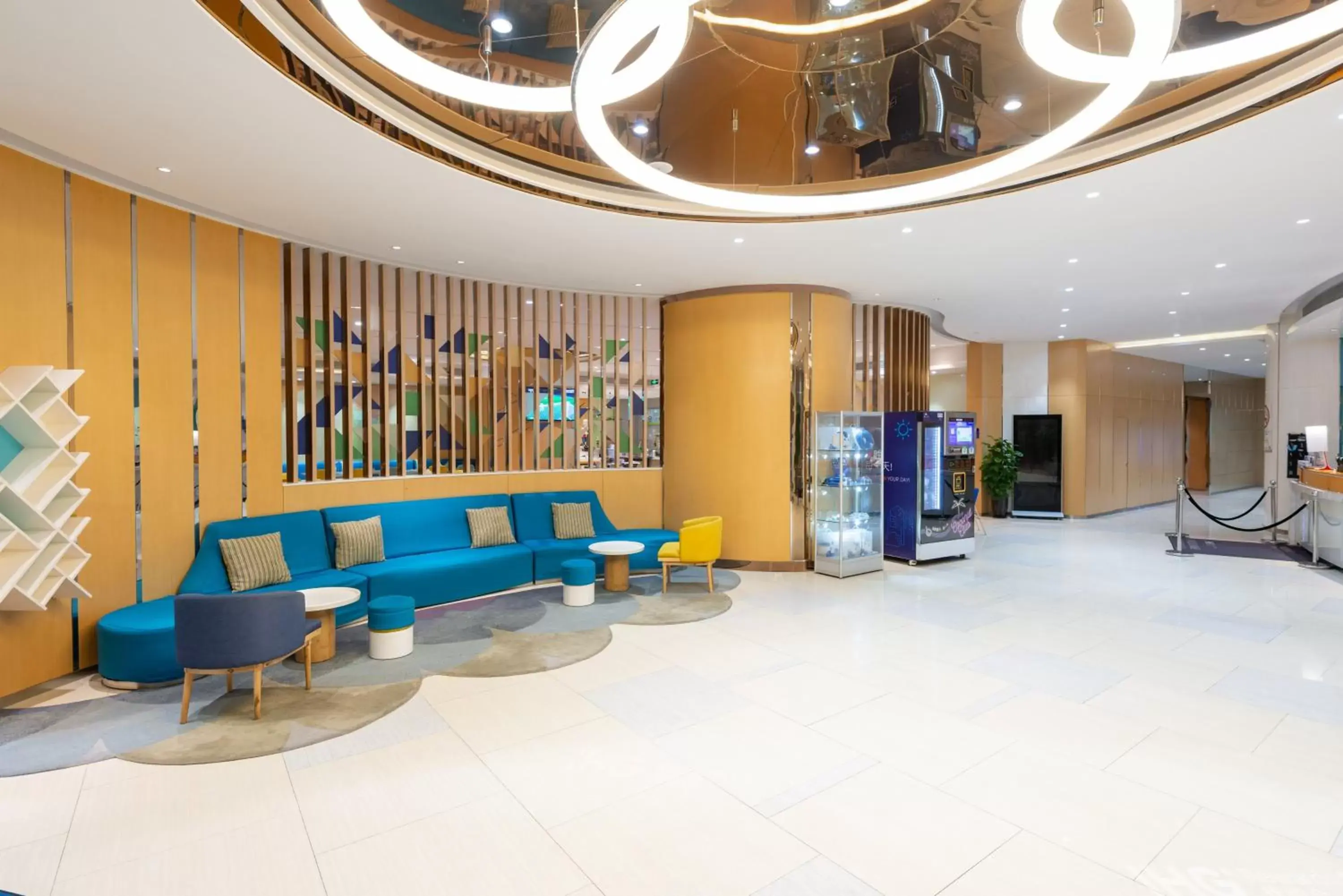 Property building, Lobby/Reception in Holiday Inn Express Shanghai Zhenping, an IHG Hotel