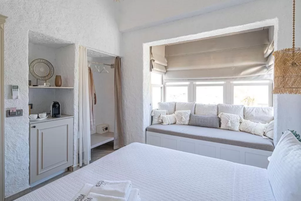 Bed in Voger Alaçatı Silence