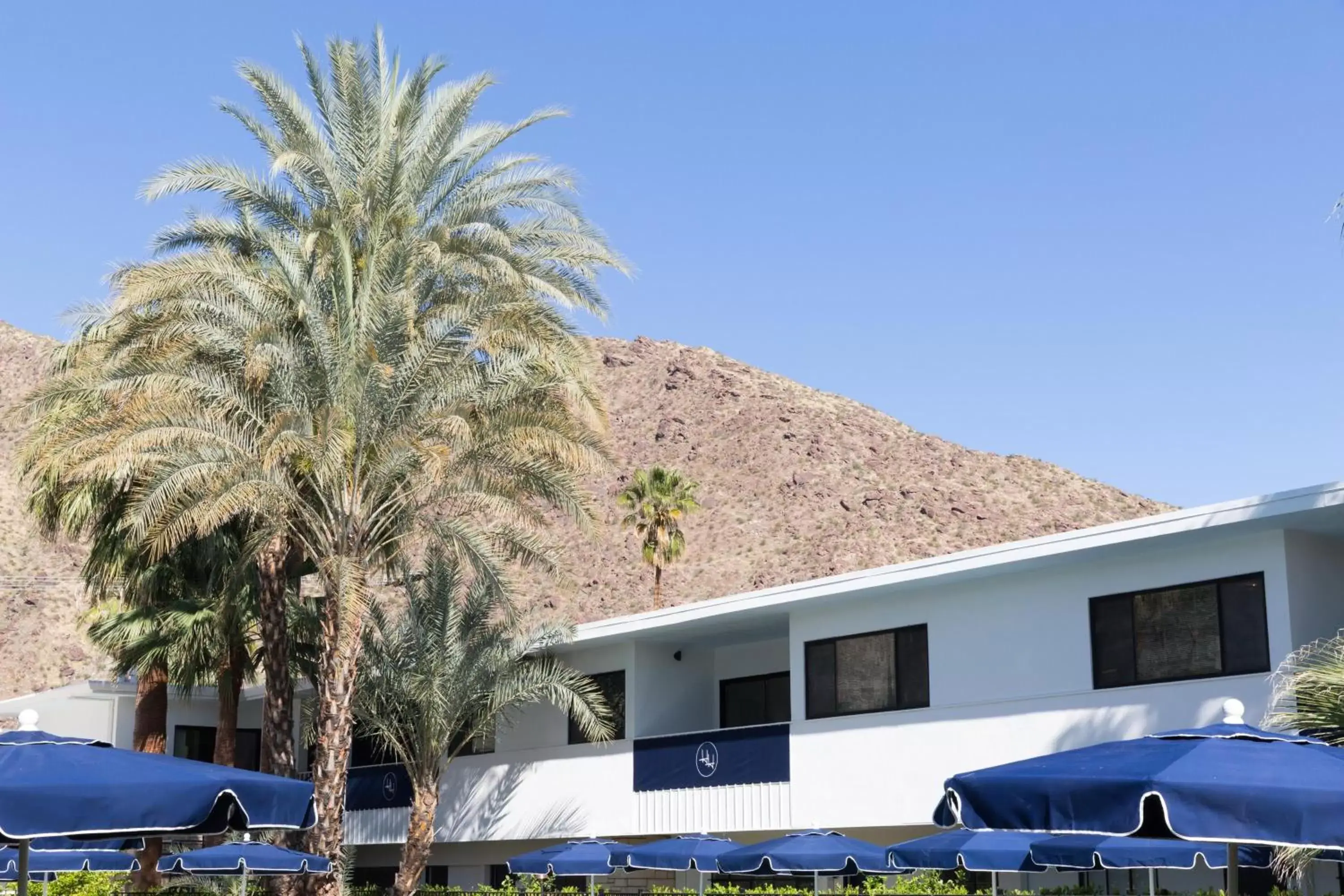 Facade/entrance, Property Building in Holiday House Palm Springs