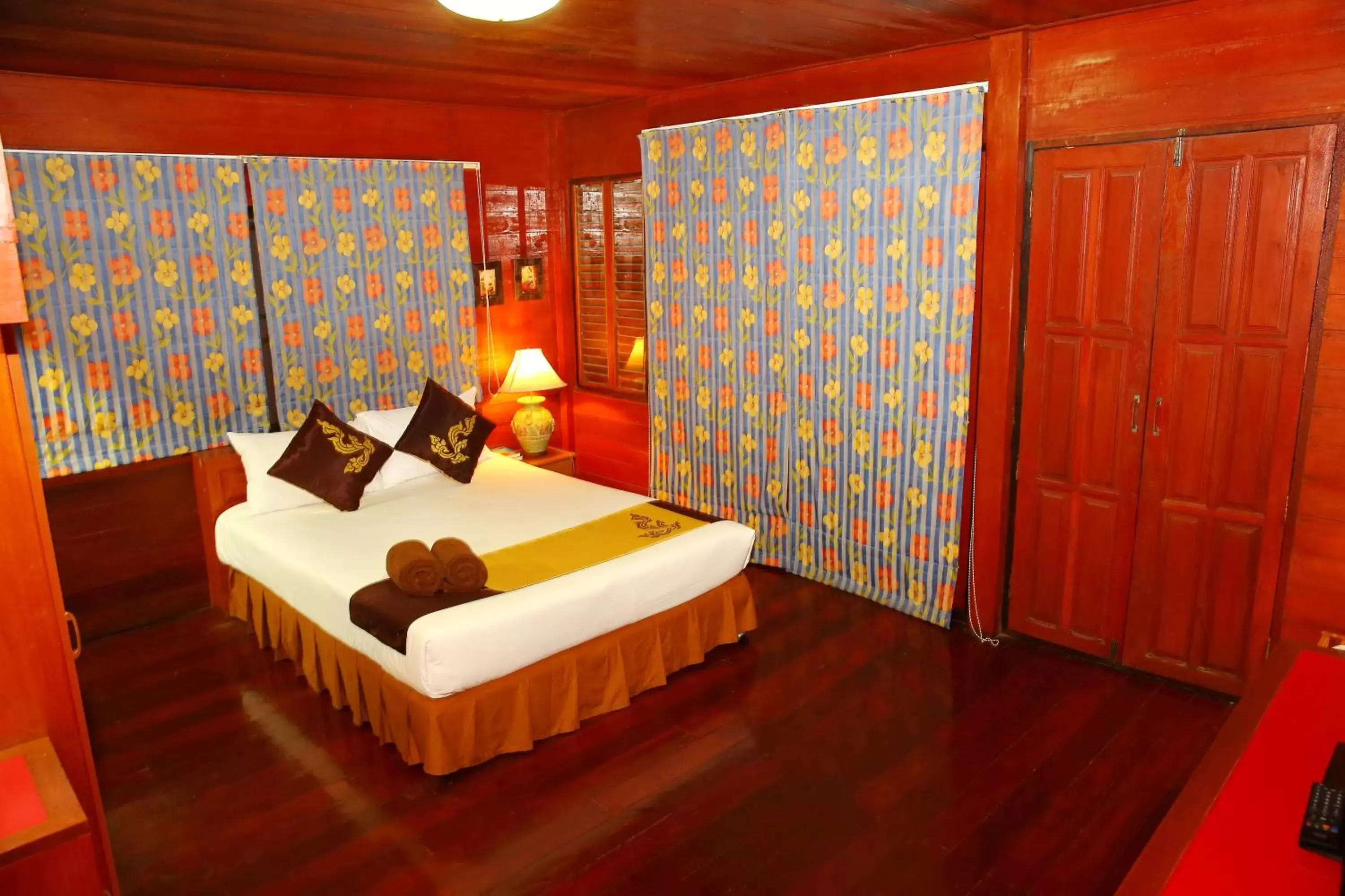 Bed in Diana Garden Resort - SHA Extra Plus