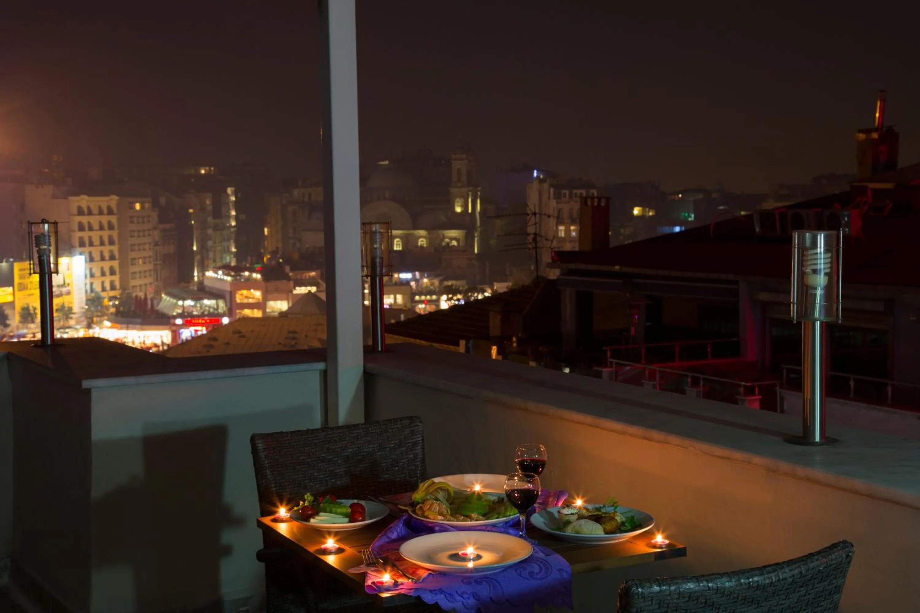 Balcony/Terrace in GRAND ZENTRUM HOTEL & CAFE RESTAURANT - Taksim Square