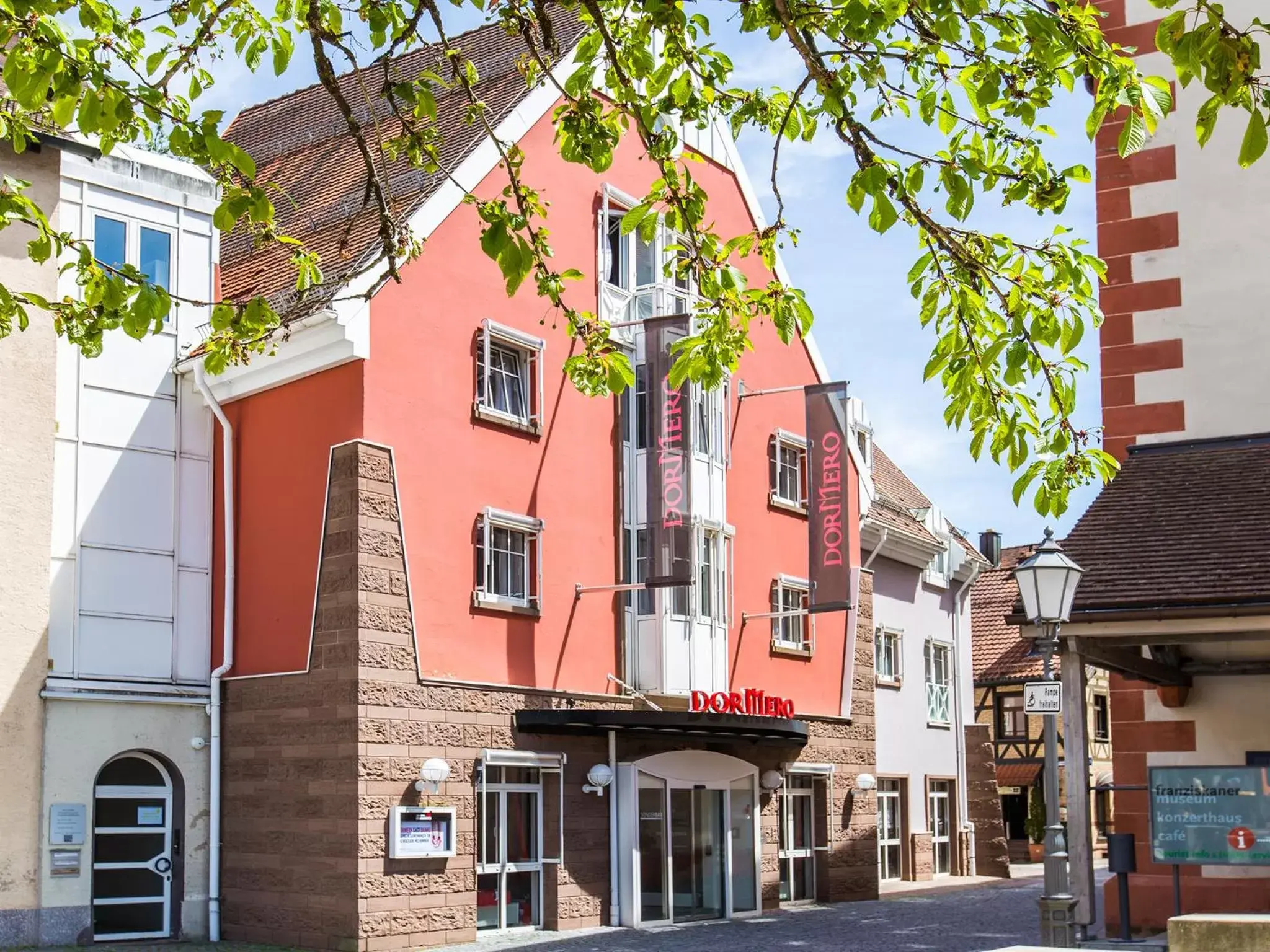 Facade/entrance, Neighborhood in DORMERO Hotel Villingen-Schwenningen