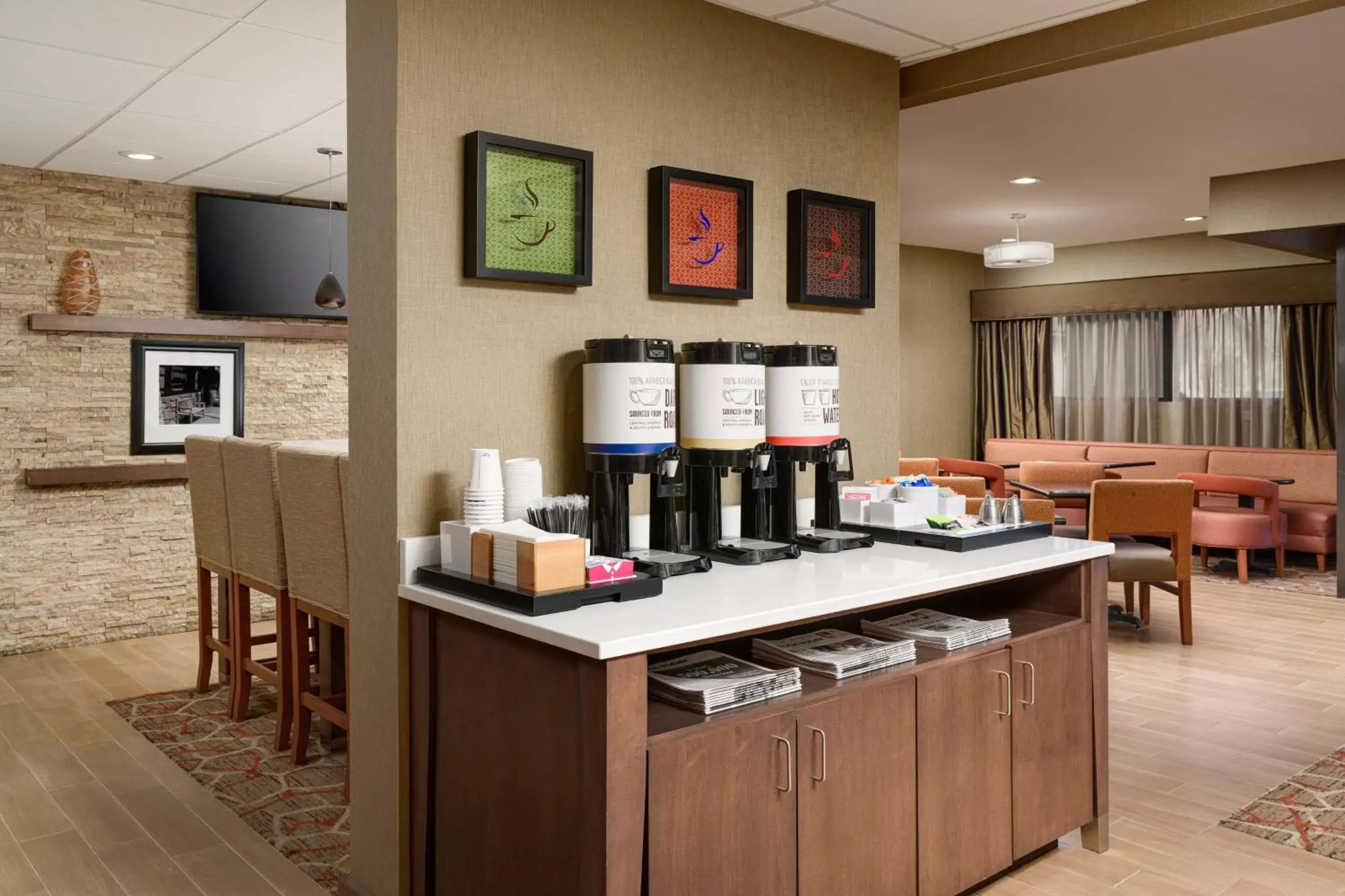 Lobby or reception in Hampton Inn Oak Ridge Knoxville Lobby or reception in Hampton Inn Oak Ridge Knoxville