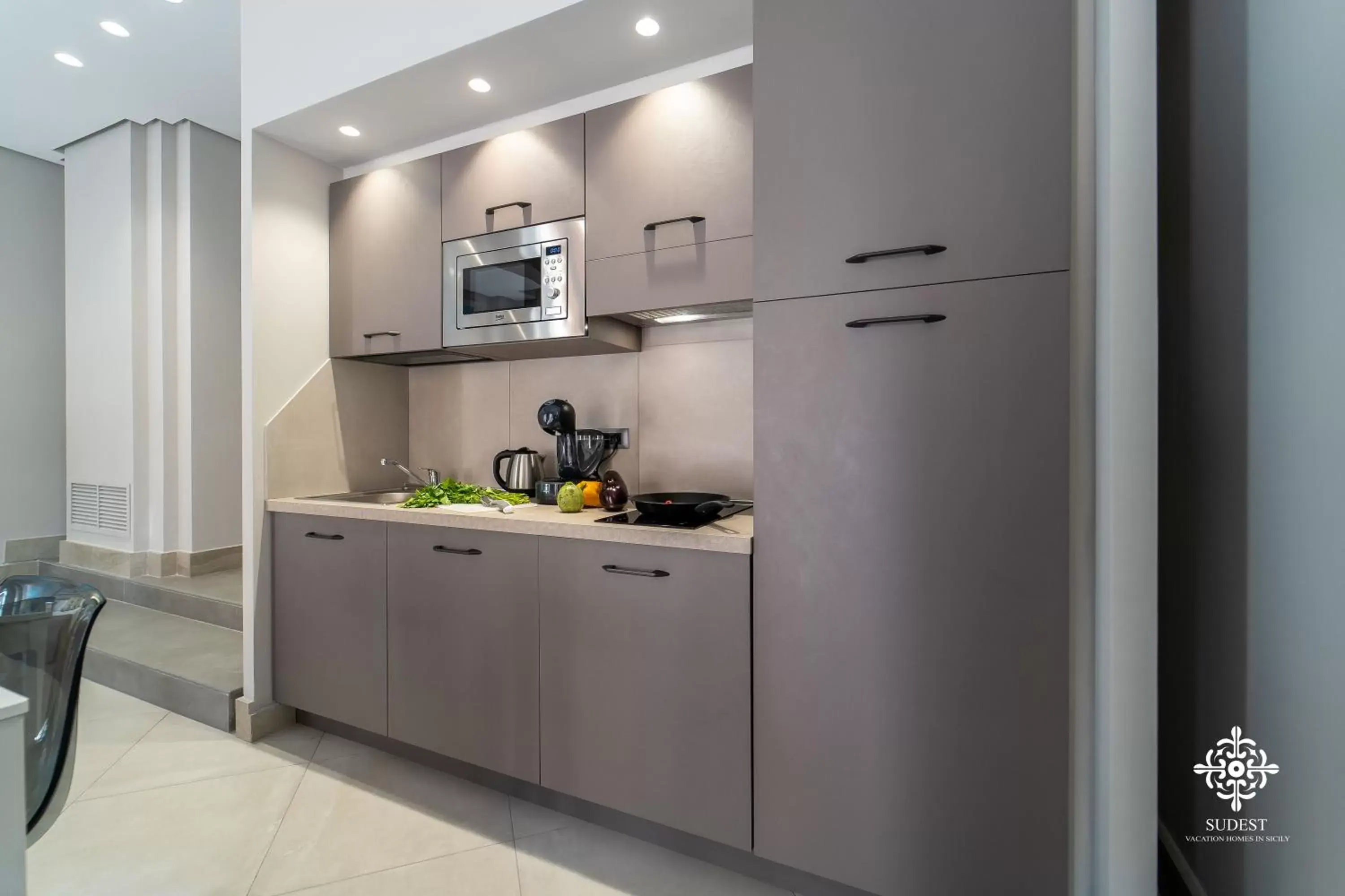 Coffee/tea facilities, Kitchen/Kitchenette in Matteotti Luxury Residence