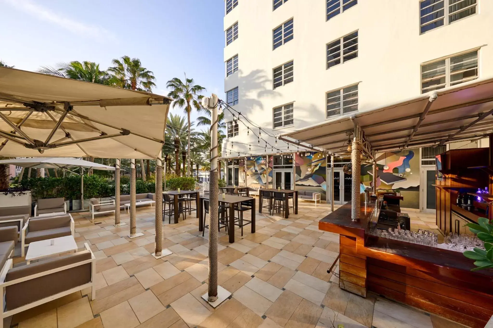 Restaurant/places to eat in Loews Miami Beach Hotel