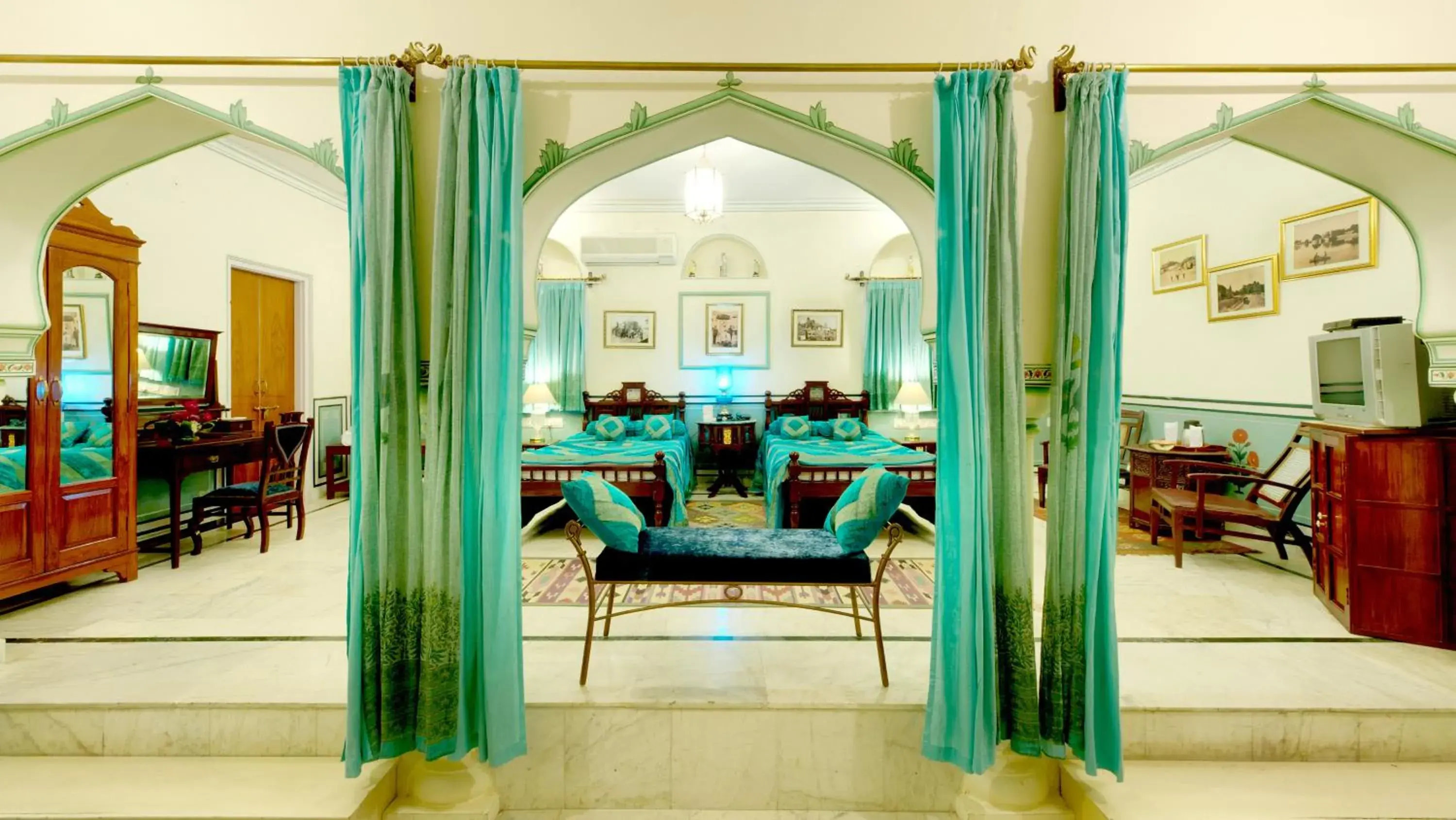 Bedroom, Restaurant/Places to Eat in Hari Mahal Palace by Pachar Group