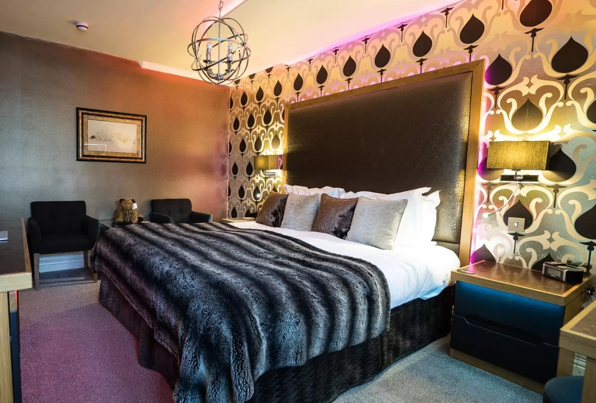 Luxury Double Room in The Cranleigh Boutique Luxury Double Room in The Cranleigh Boutique