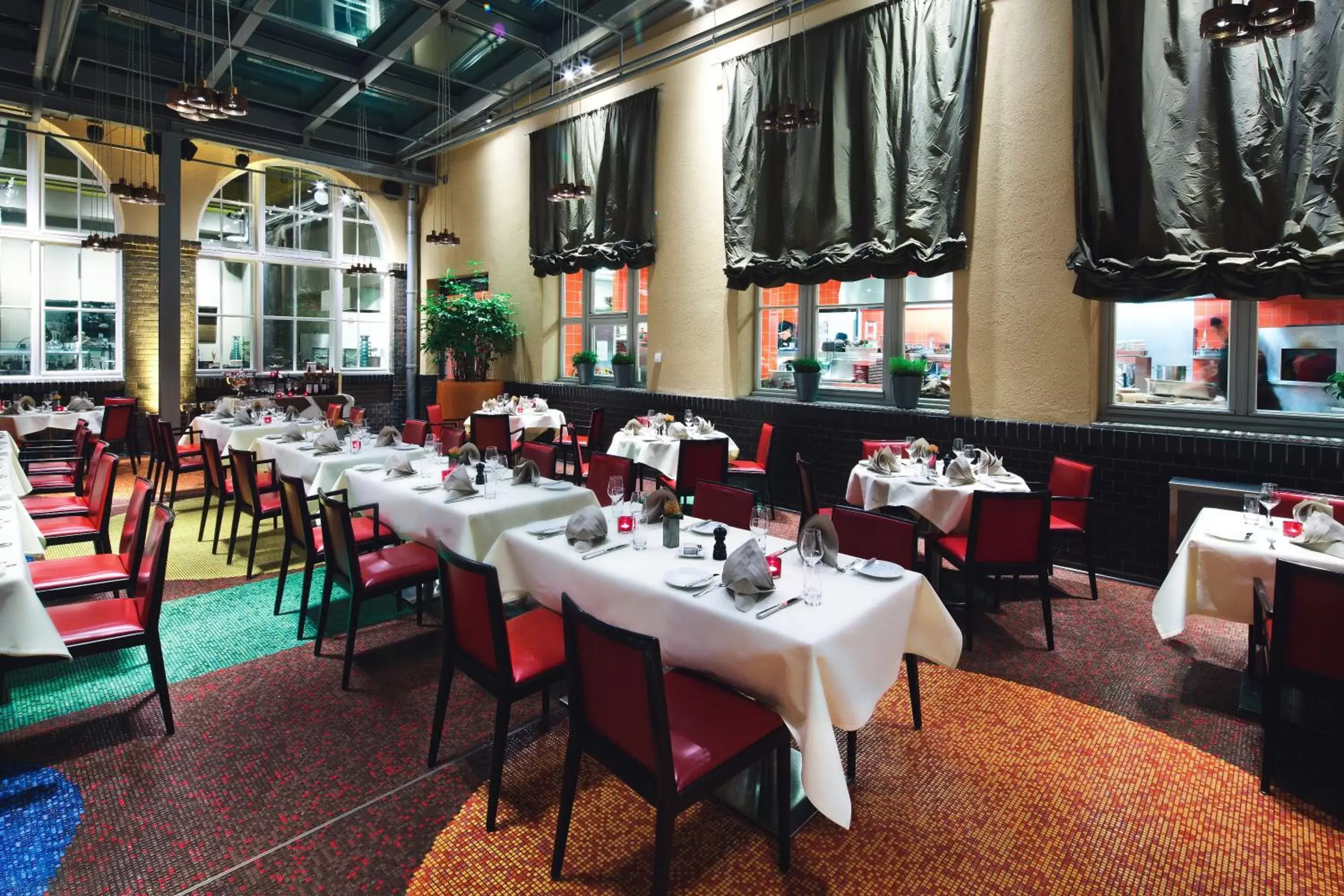 Restaurant/Places to Eat in Mövenpick Hotel Berlin Am Potsdamer Platz Restaurant/Places to Eat in Mövenpick Hotel Berlin Am Potsdamer Platz