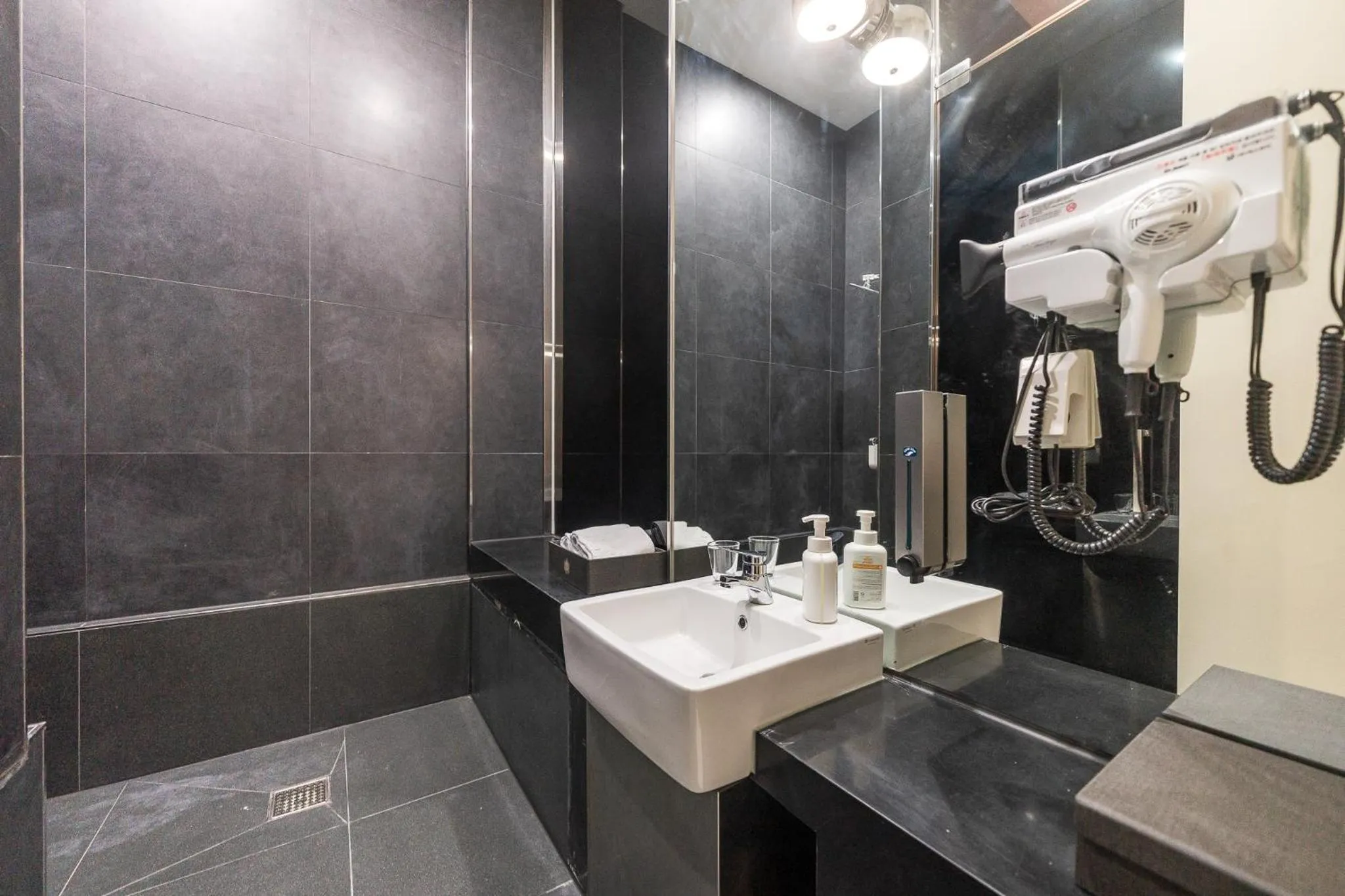 Bathroom in Hotel Irene