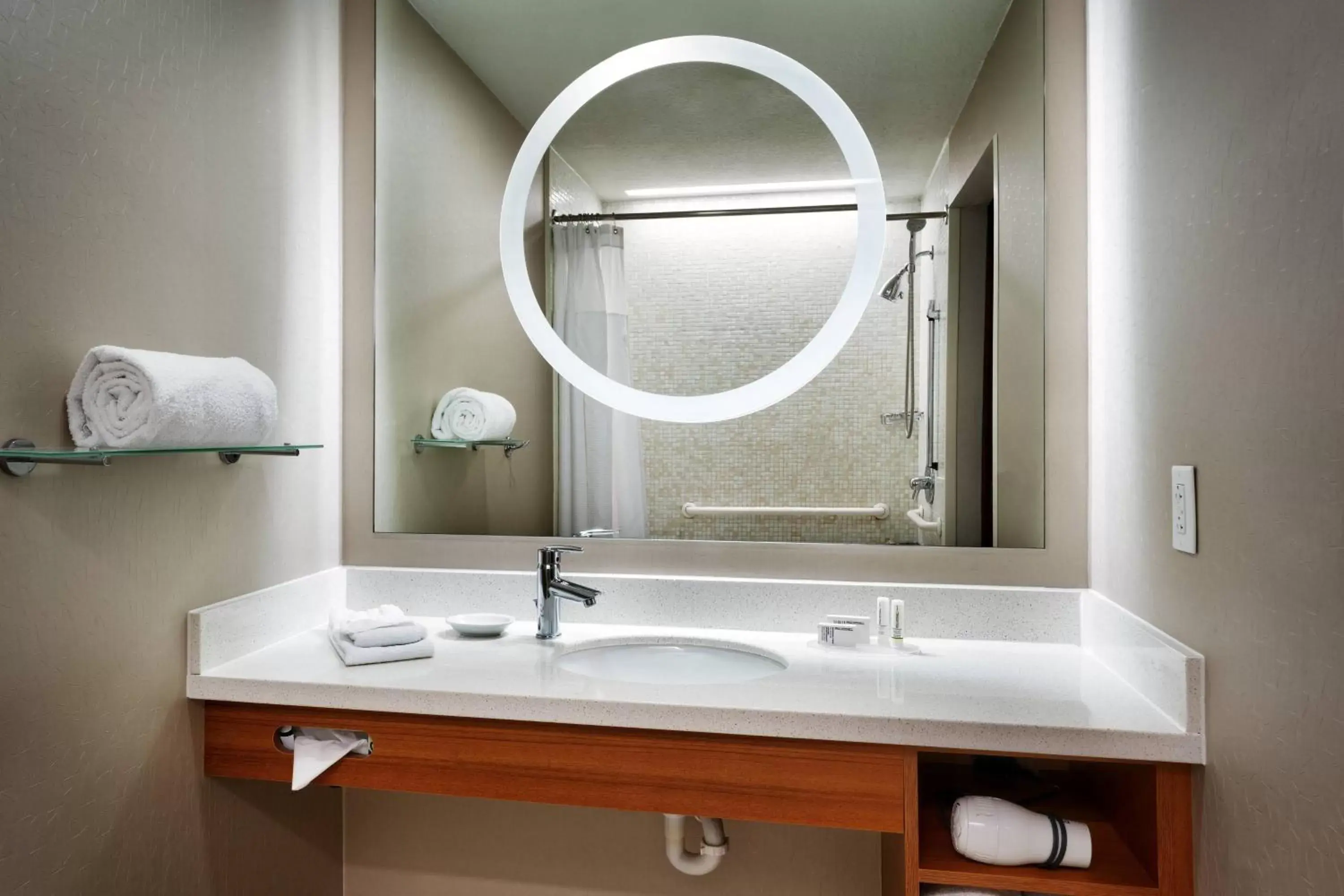 Bathroom in SpringHill Suites by Marriott Provo