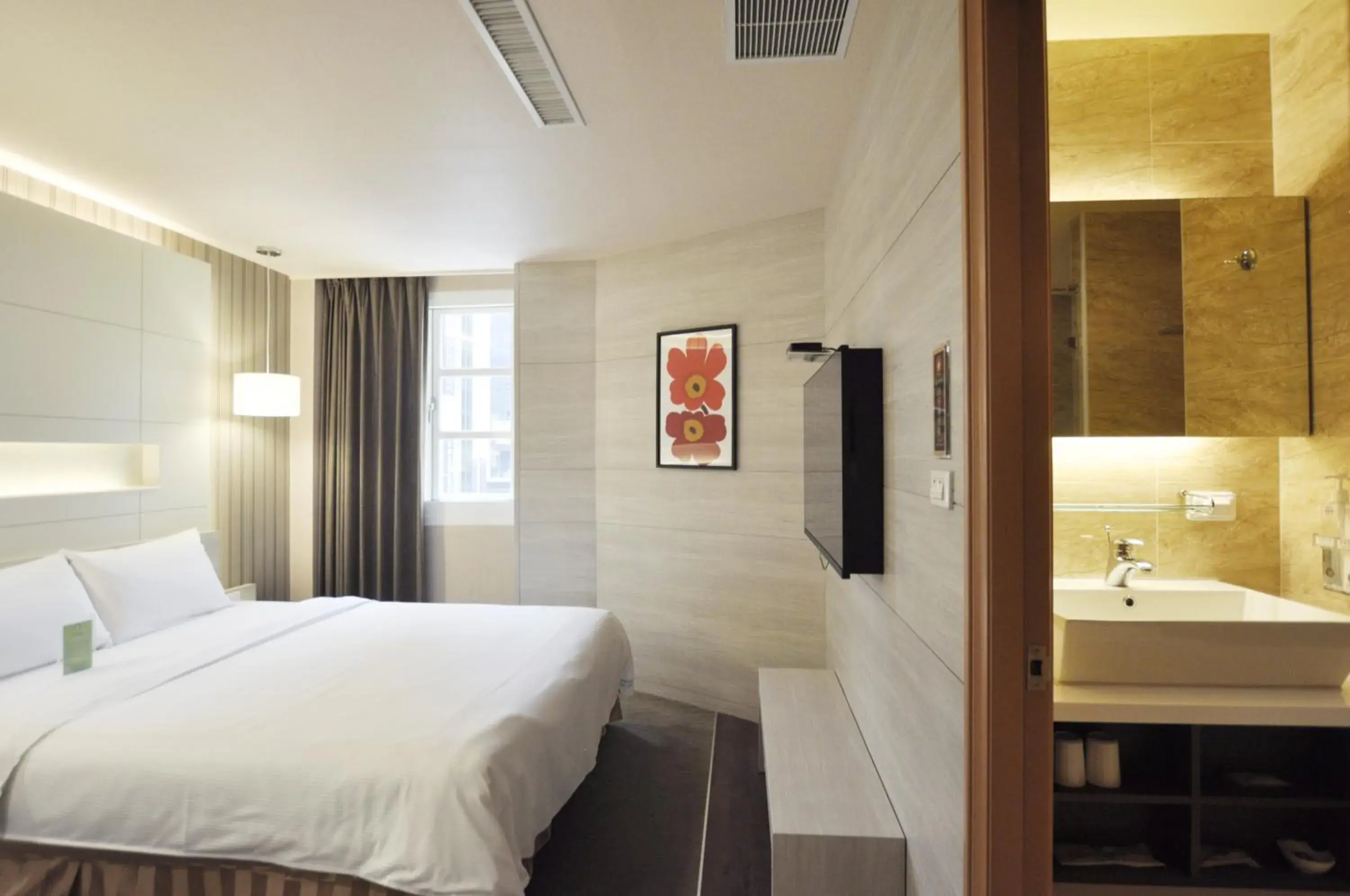 Bed in Kindness Hotel- Zhong Shan Bade