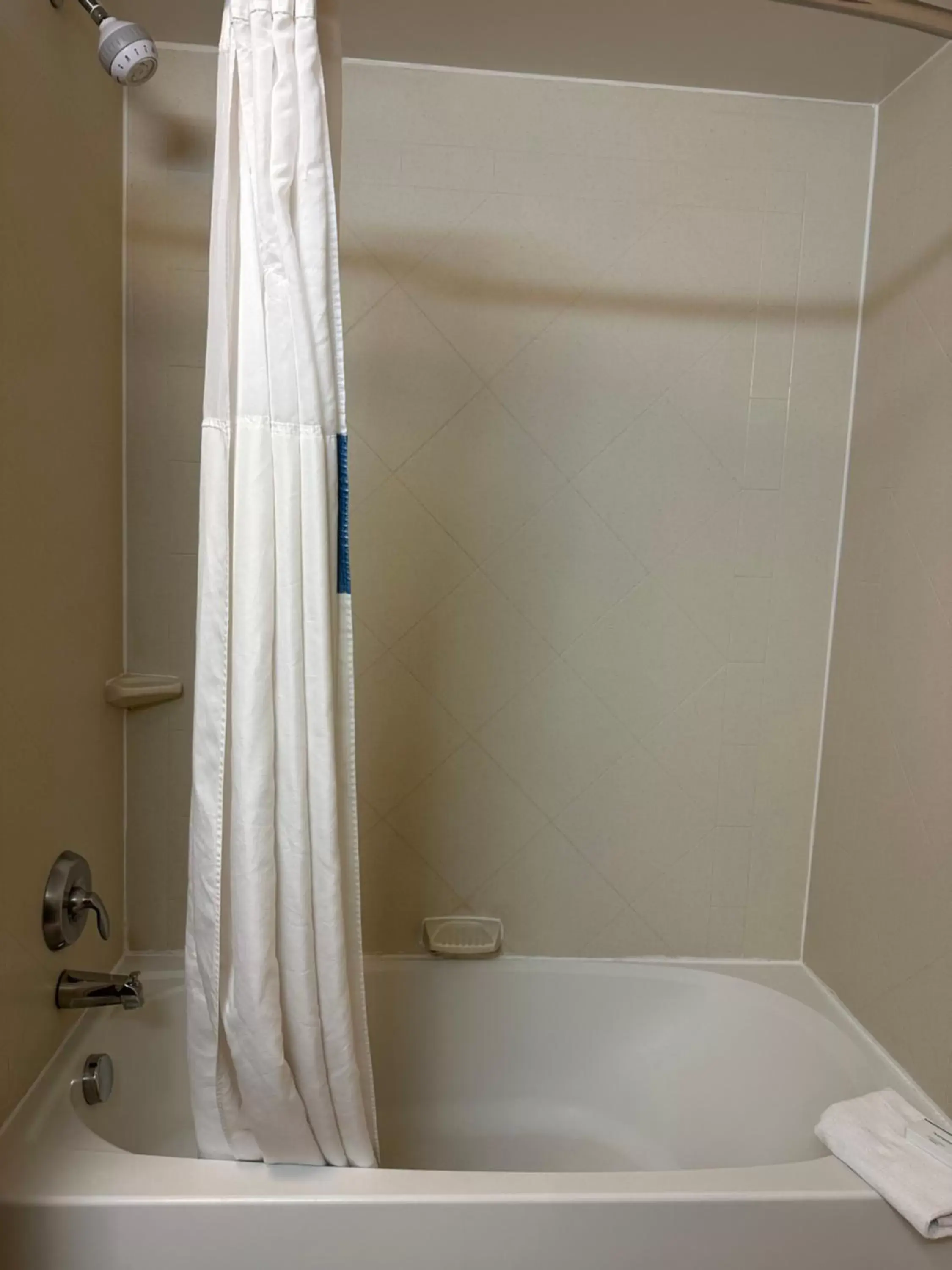 Shower, Bathroom in Hampton Inn Virginia Beach-Oceanfront South