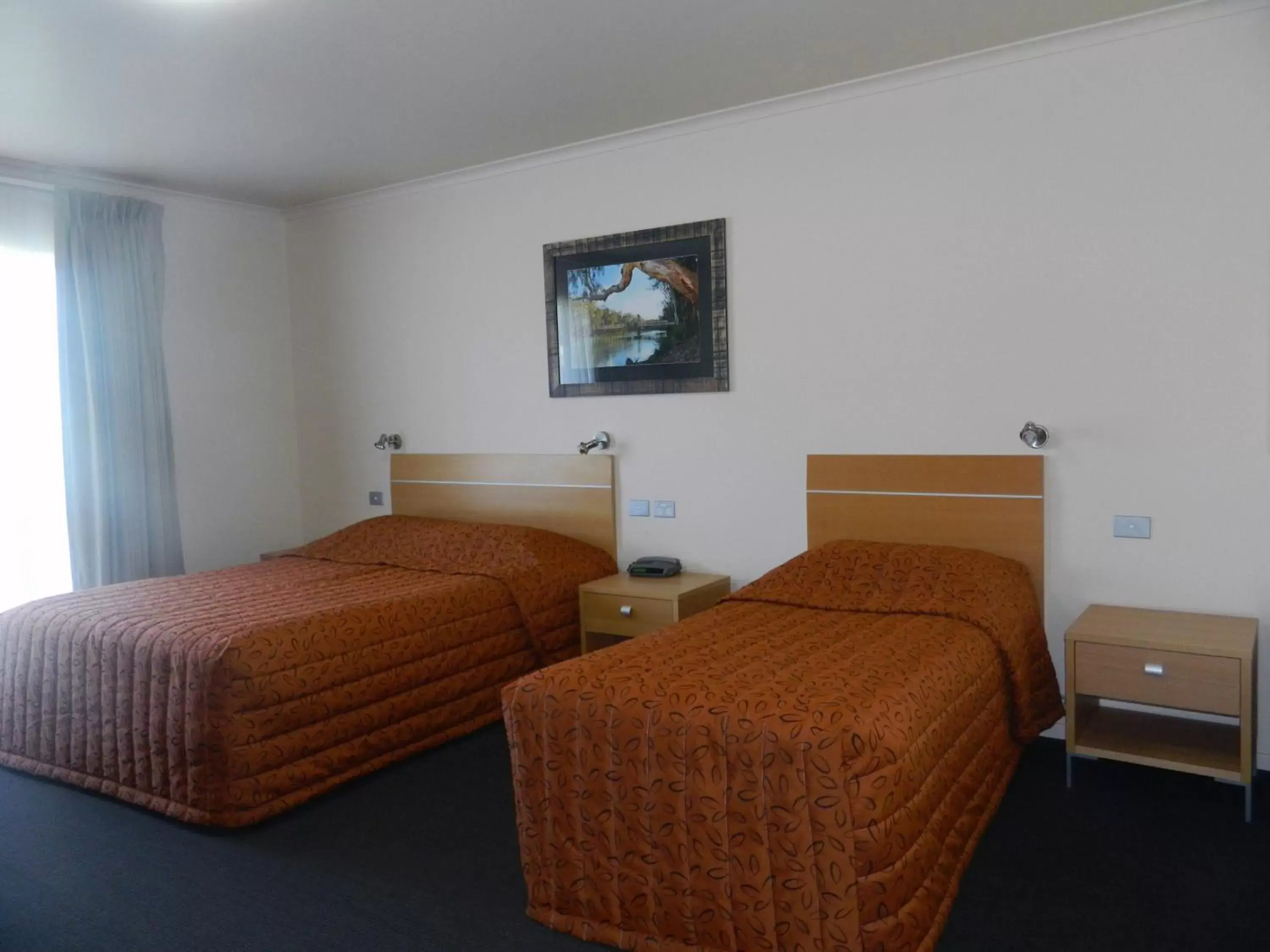 Bed in Comfort Inn Clubarham