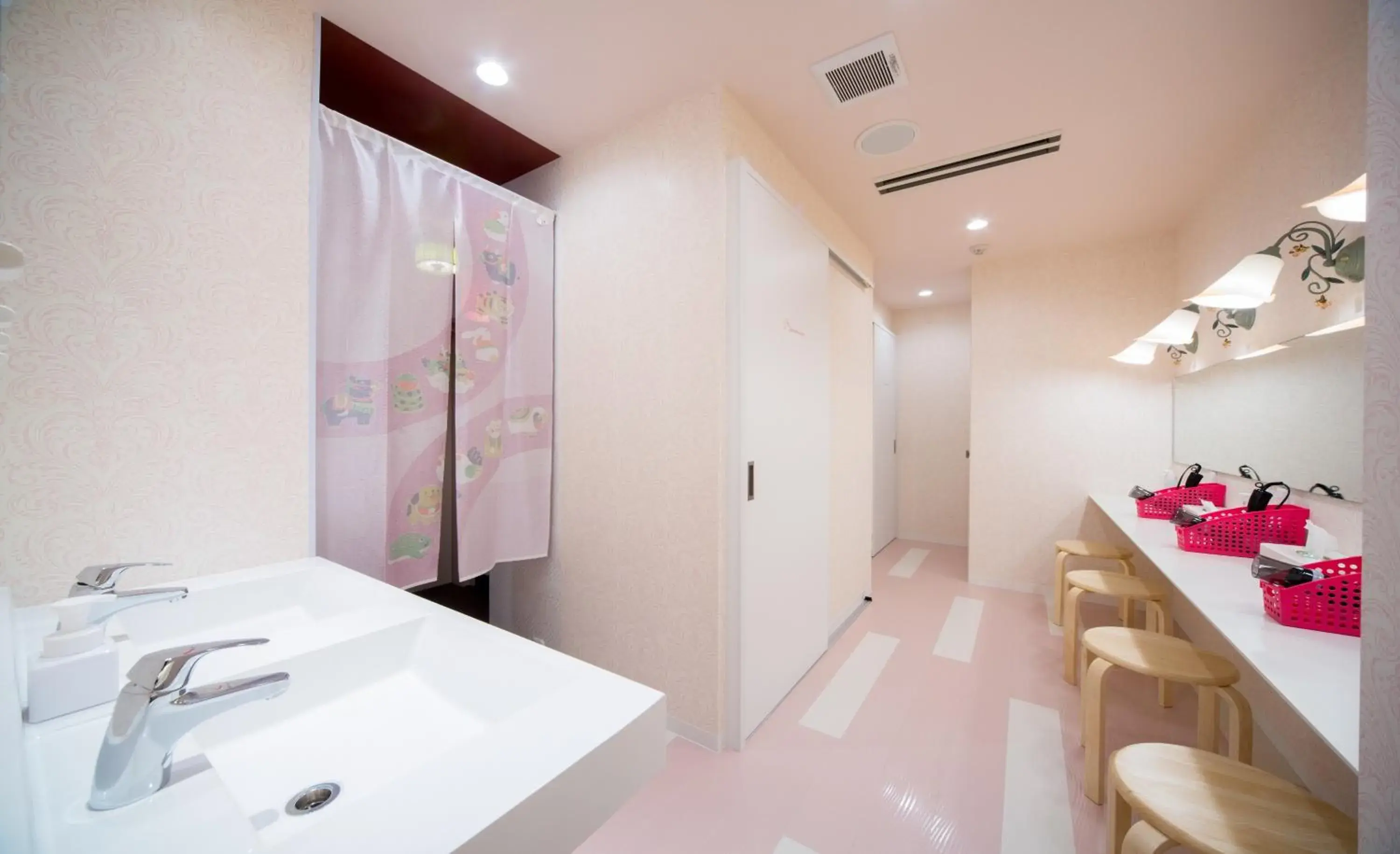 Spa and wellness centre/facilities, Bathroom in Guesthouse Wasabi Nagoya Ekimae