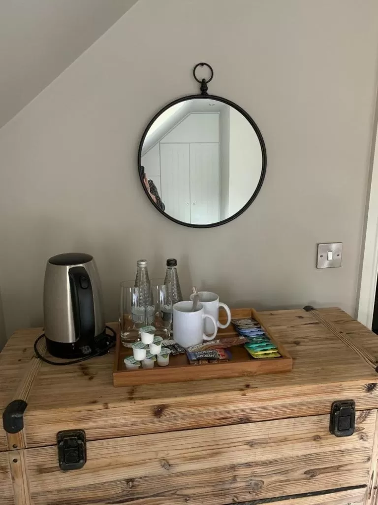 Coffee/tea facilities in Plum and Partridge Husthwaite