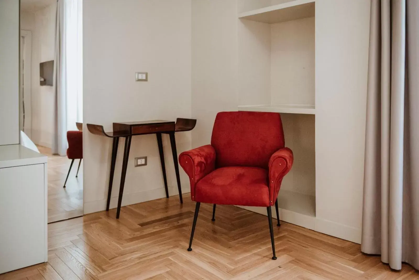 Bedroom, Seating Area in Palazzo dei Tolomei