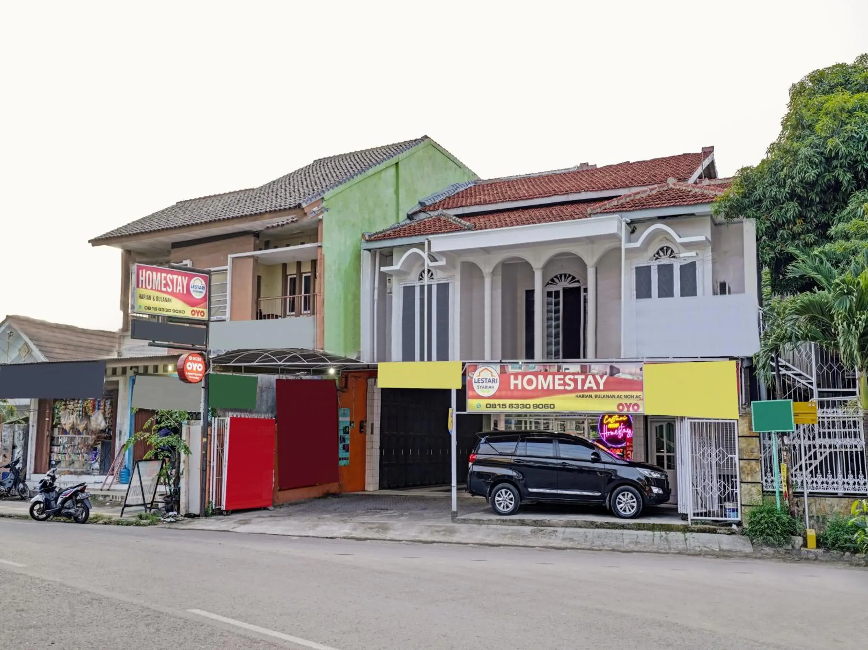 Facade/entrance, Property Building in OYO 90289 Lestari Syariah Homestay