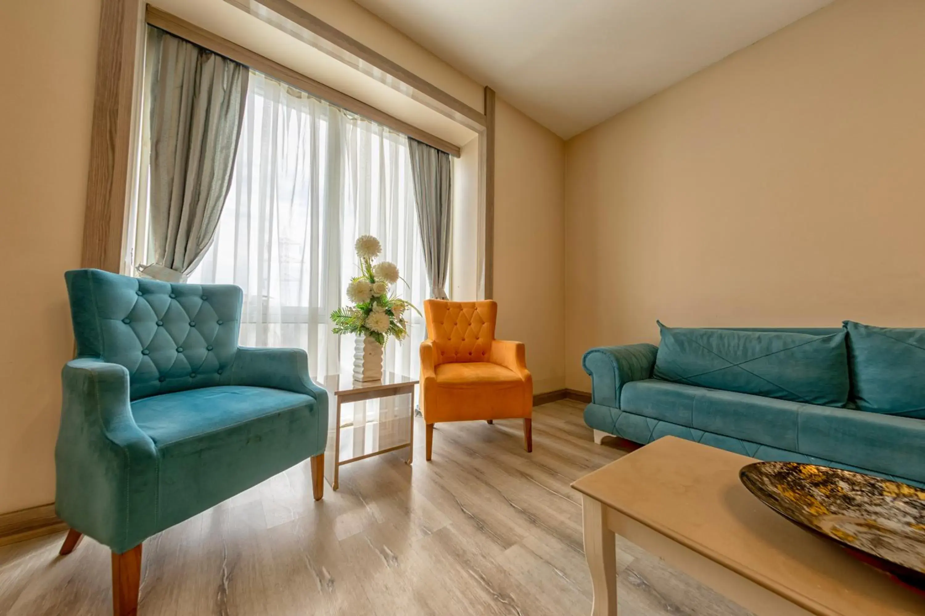 Living room in My House N5 Suites Hotel Living room in My House N5 Suites Hotel