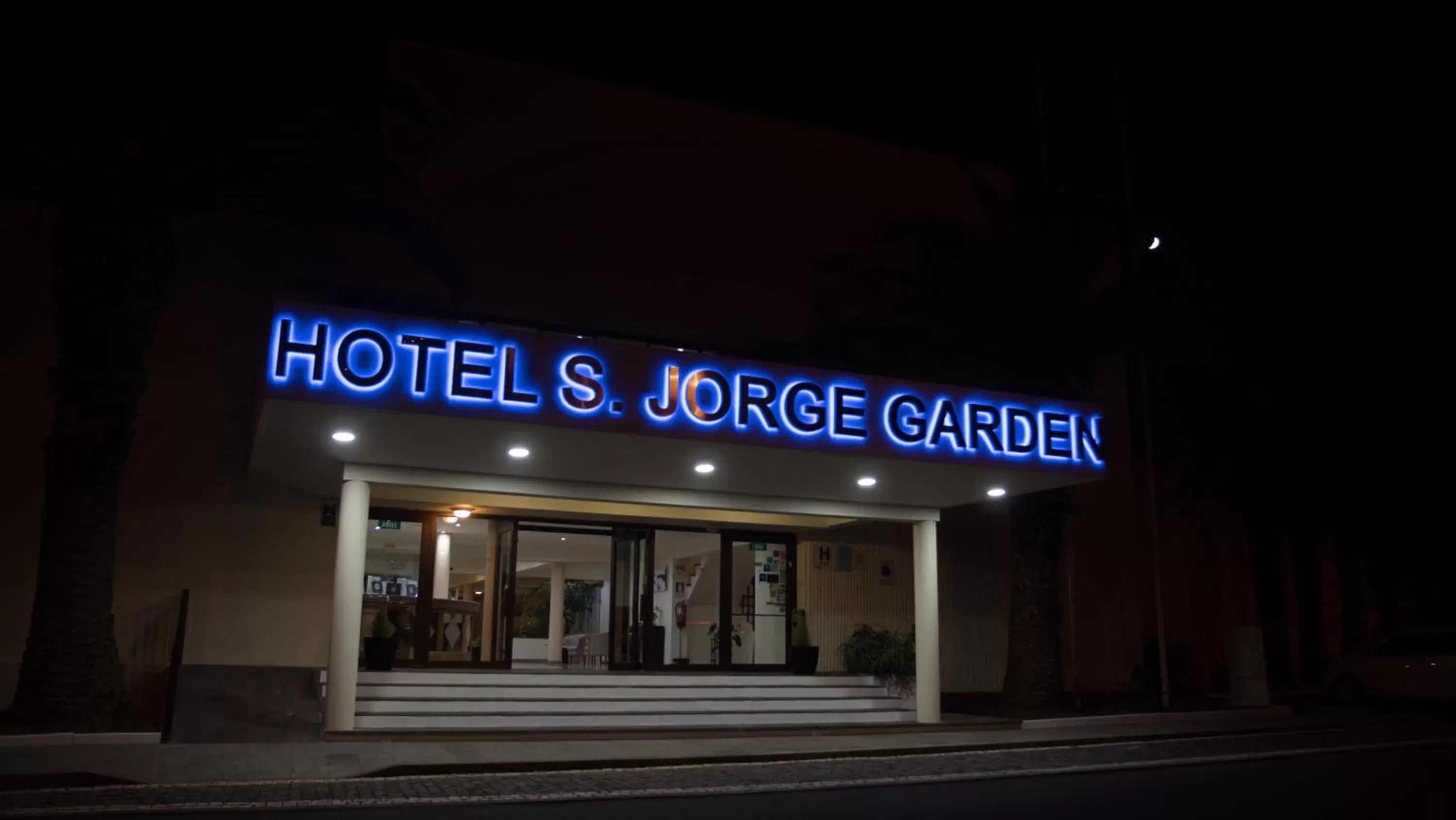 Property logo or sign in Hotel Sao Jorge Garden