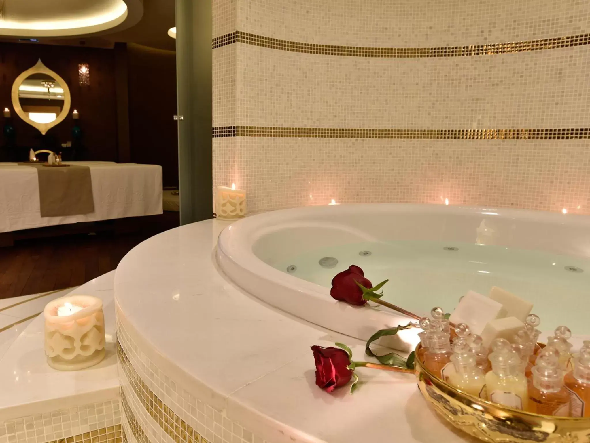 Hot Tub in CVK Park Bosphorus Hotel Istanbul