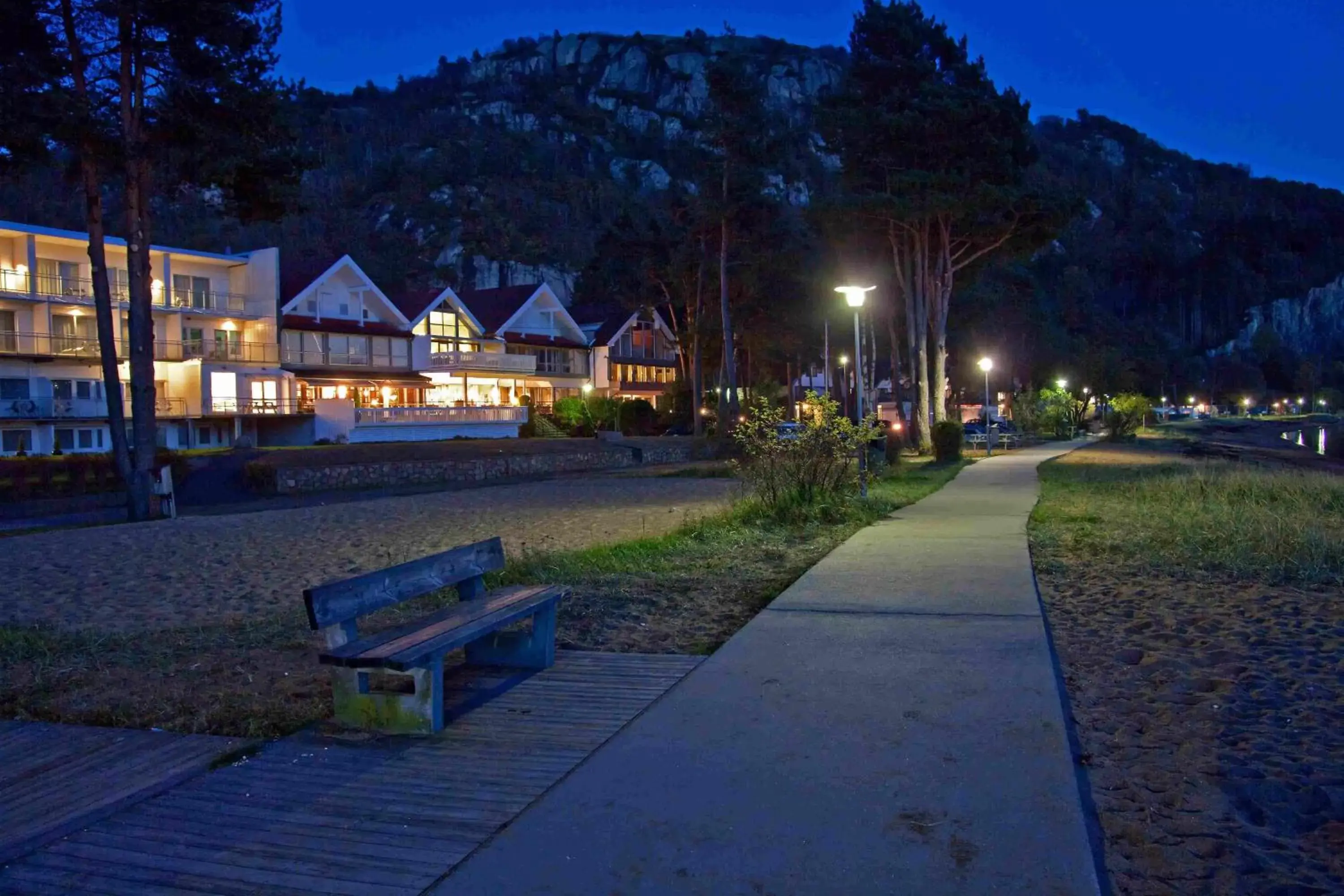 Facade/entrance, Property Building in Rosfjord Strandhotel