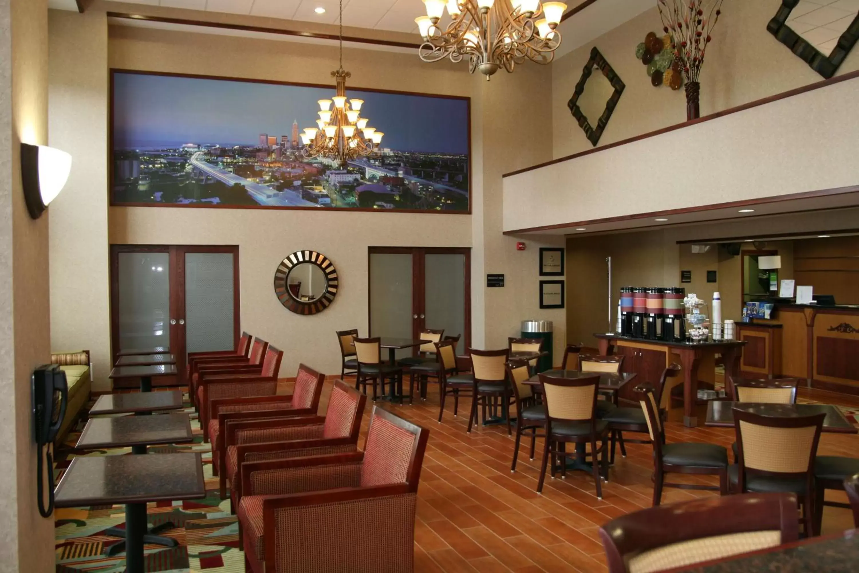 Lobby or reception, Restaurant/Places to Eat in Hampton Inn & Suites Cleveland-Mentor