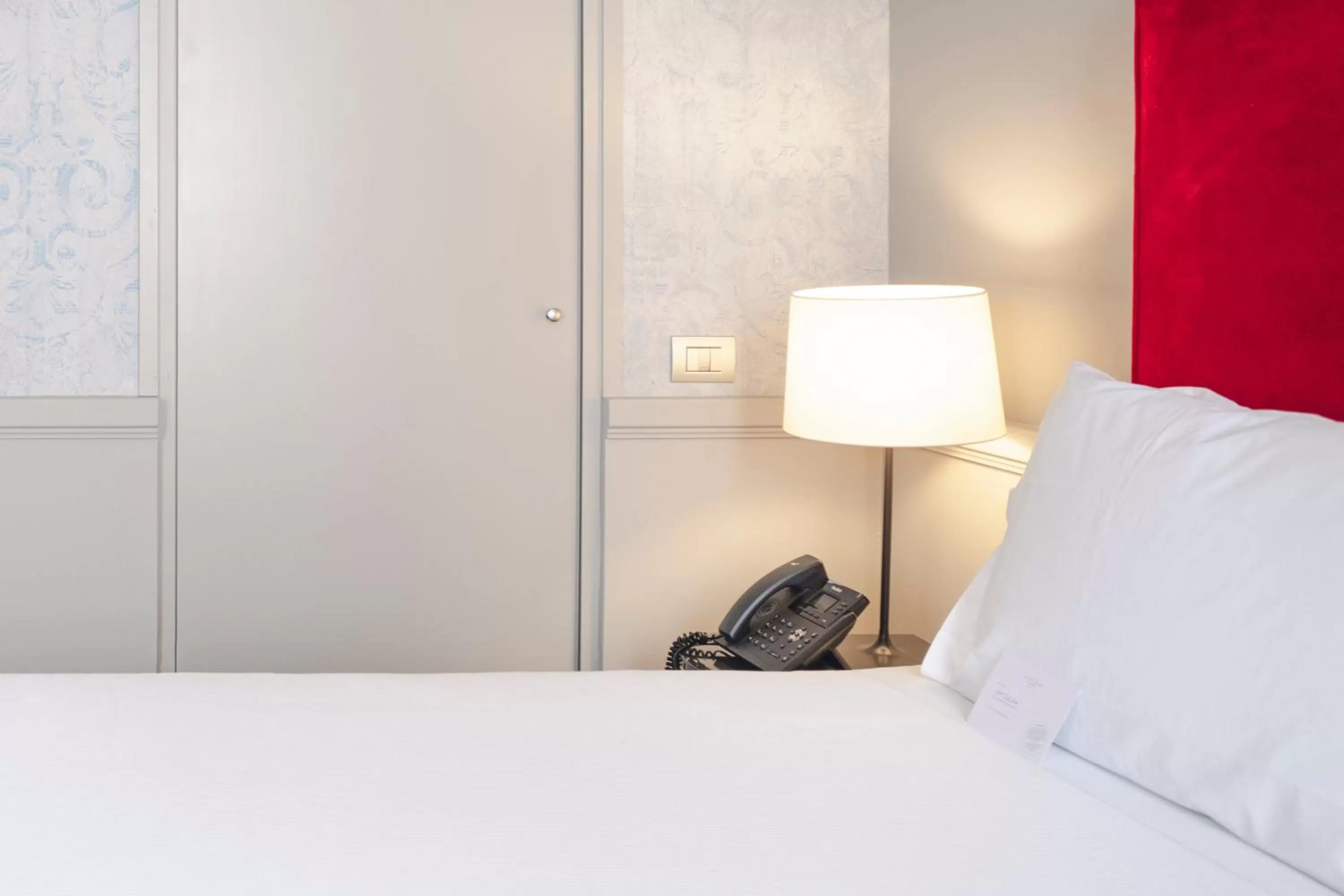 Bedroom in Palazzo Cornalia