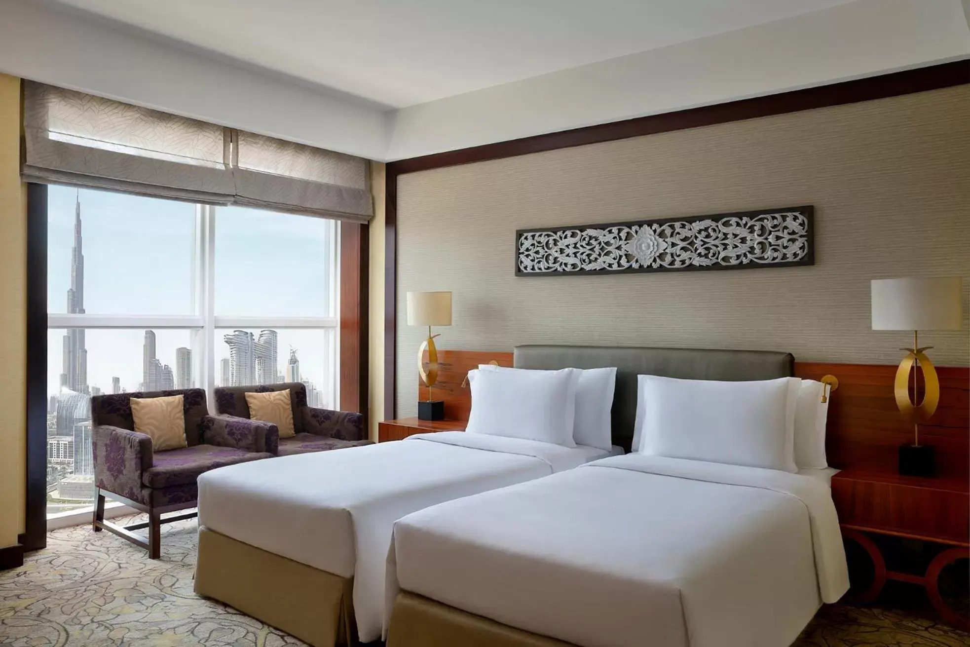 Bedroom, Bed in Dusit Thani Dubai