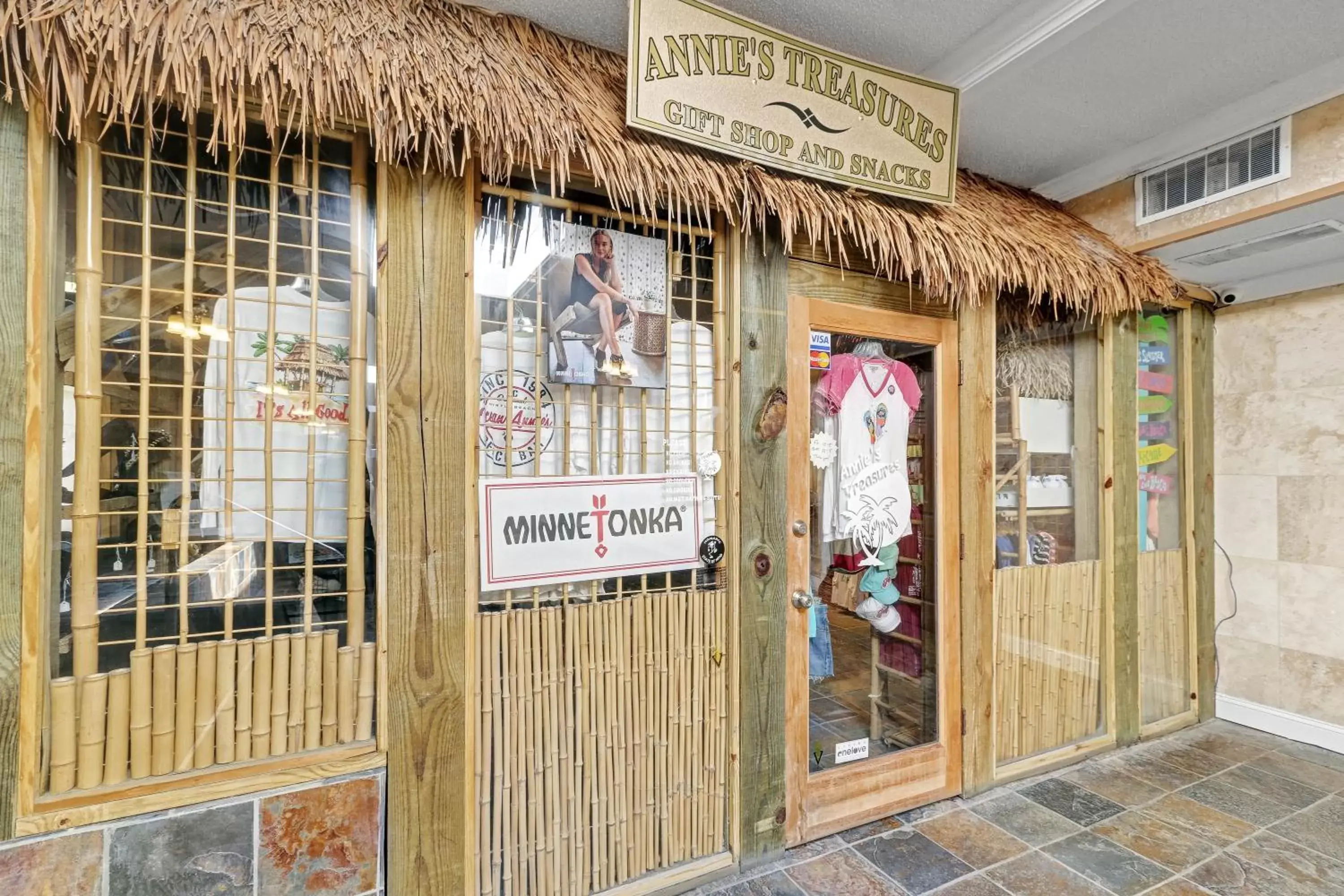 On-site shops in Ocean Annie's Resorts