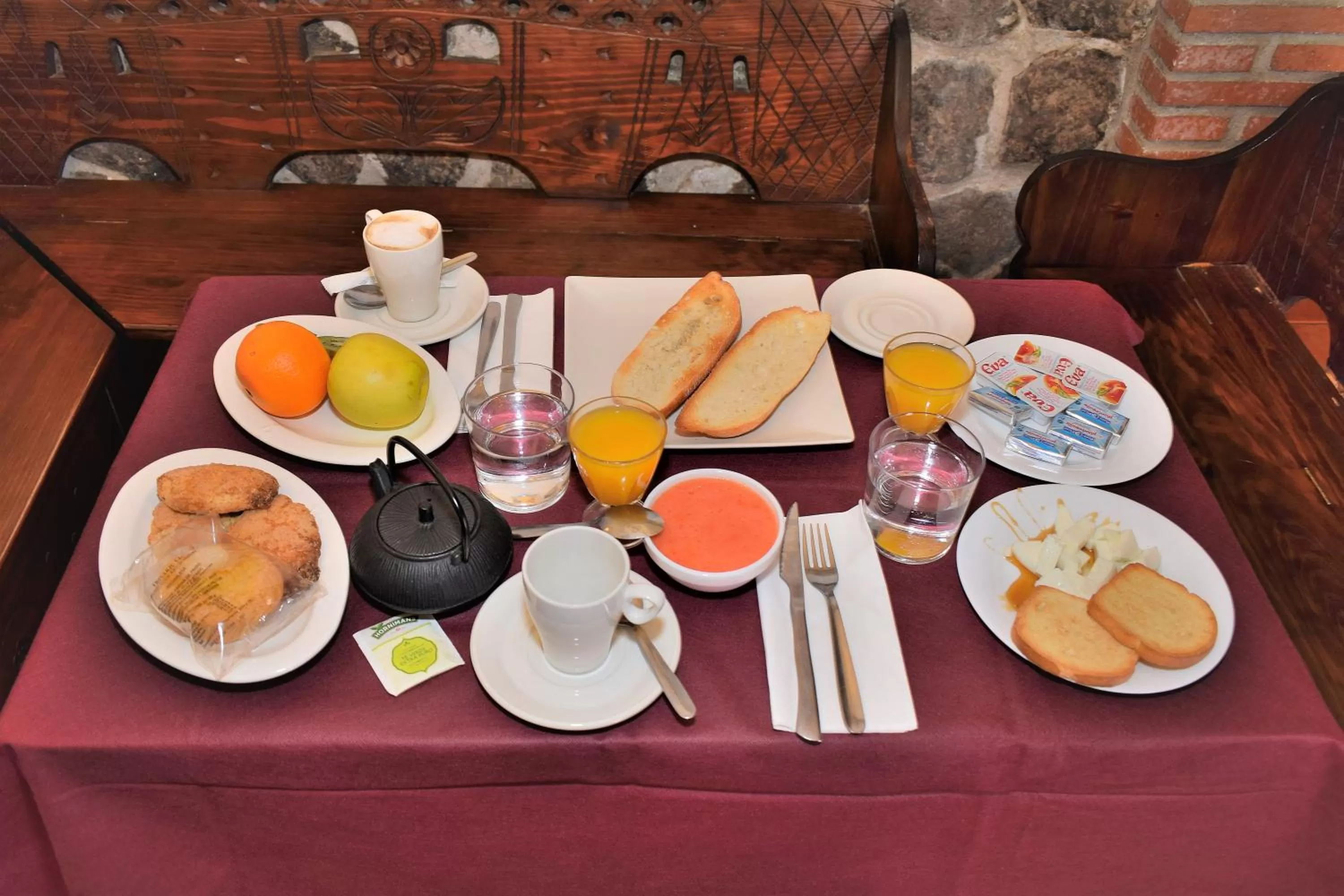 Breakfast in POSADA EL ARRIERO