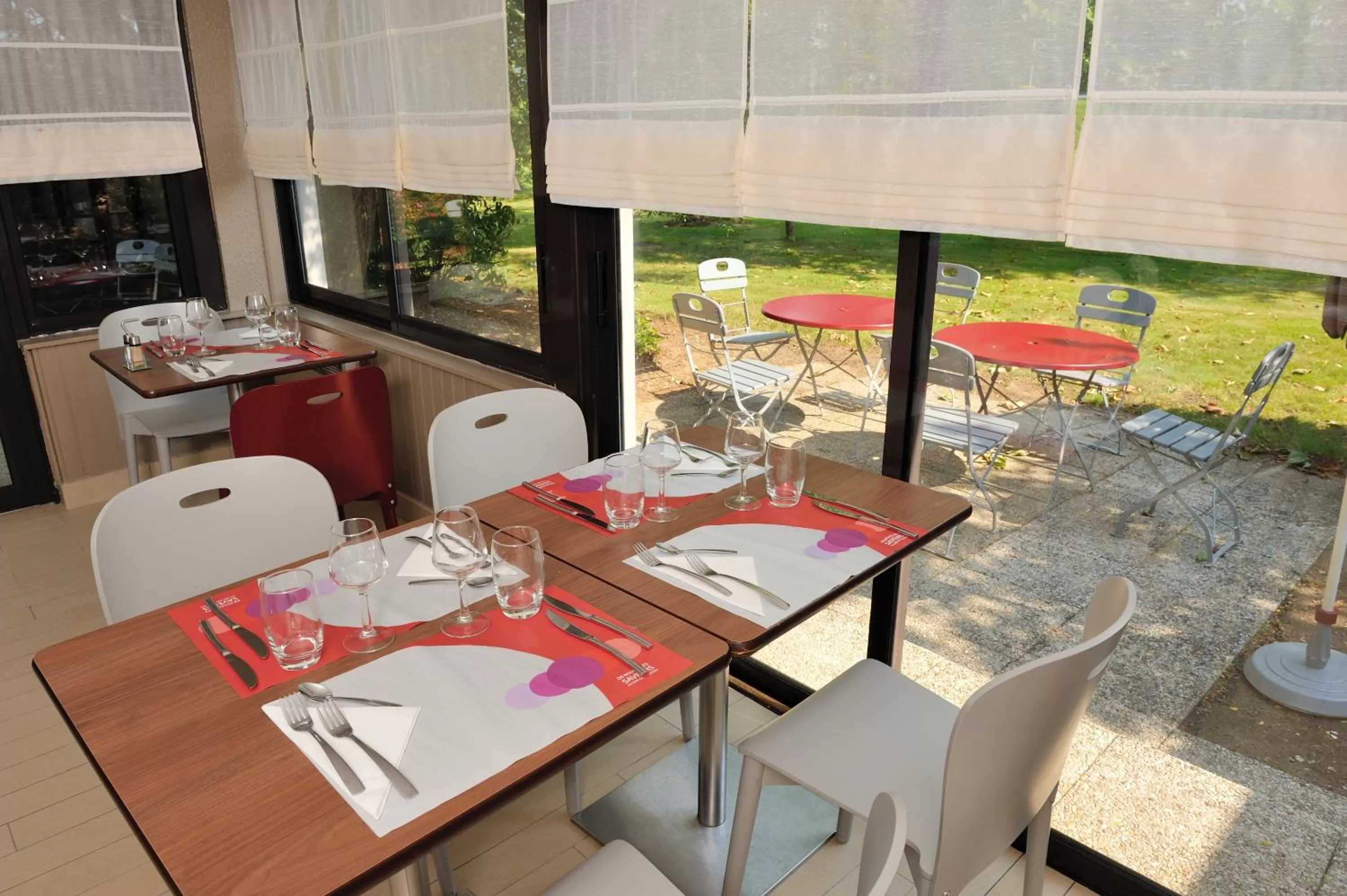 Restaurant/places to eat in Campanile Vannes