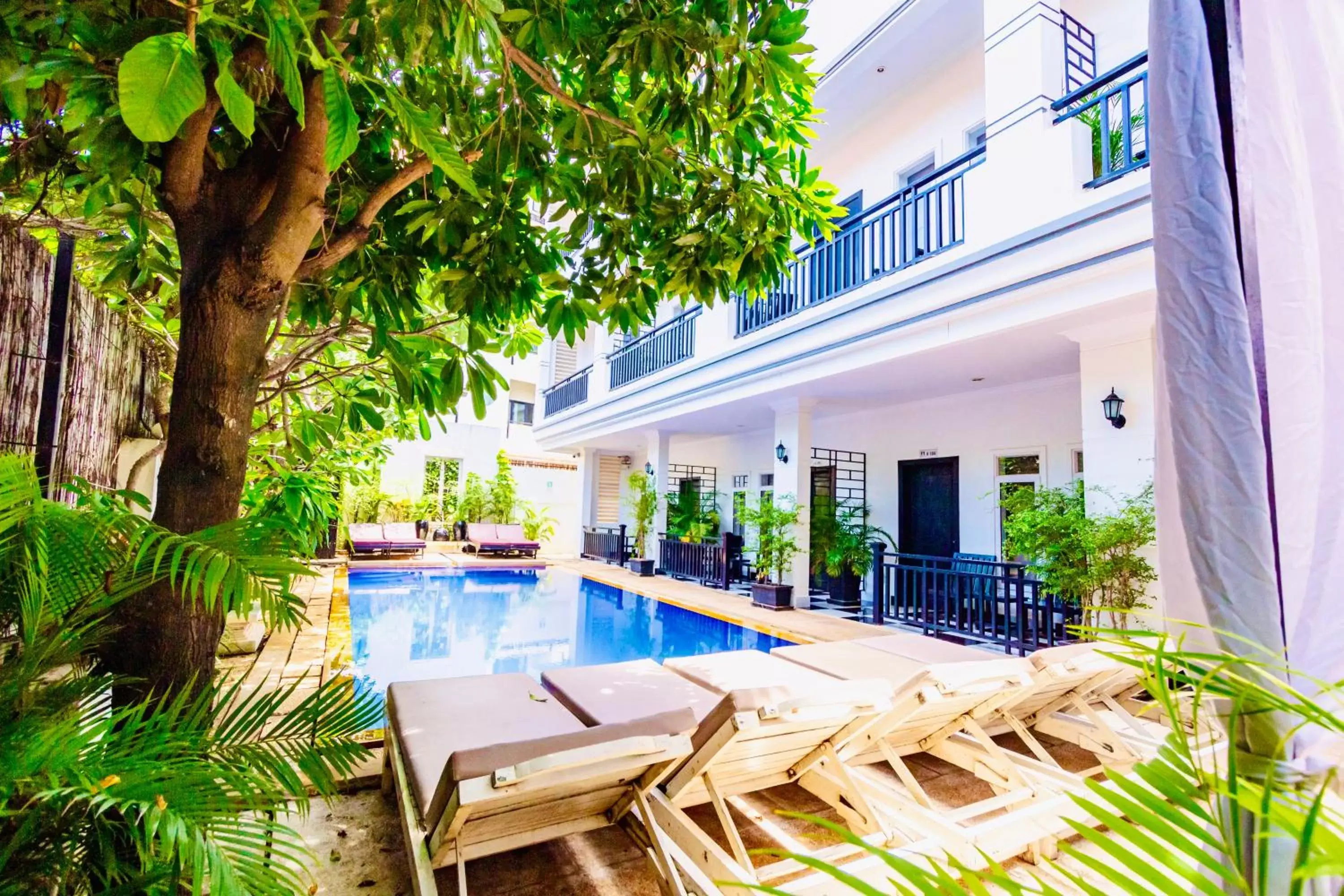 Swimming Pool in Rithy Rine Angkor Residence