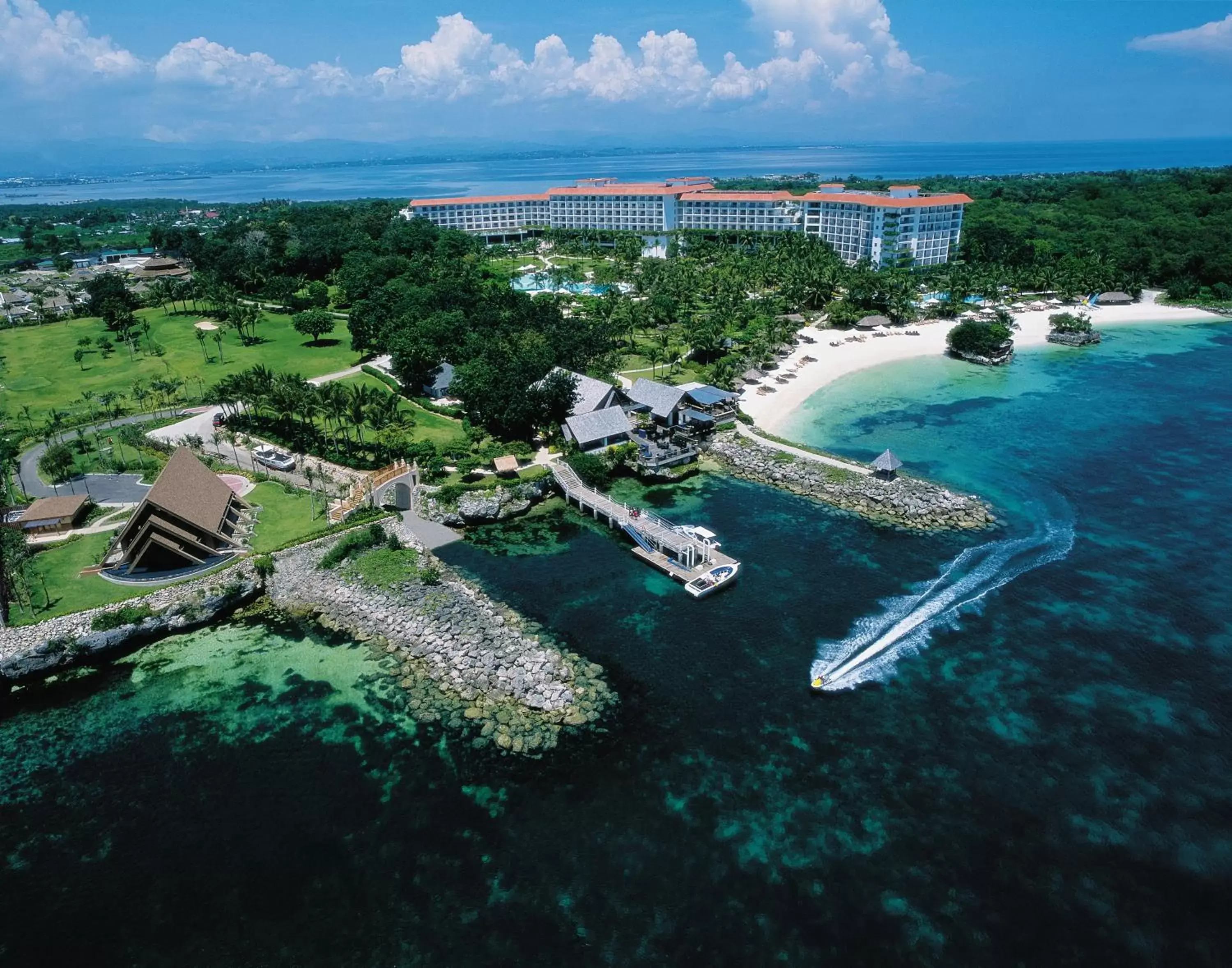 Property building in Shangri-La Mactan, Cebu Property building in Shangri-La Mactan, Cebu