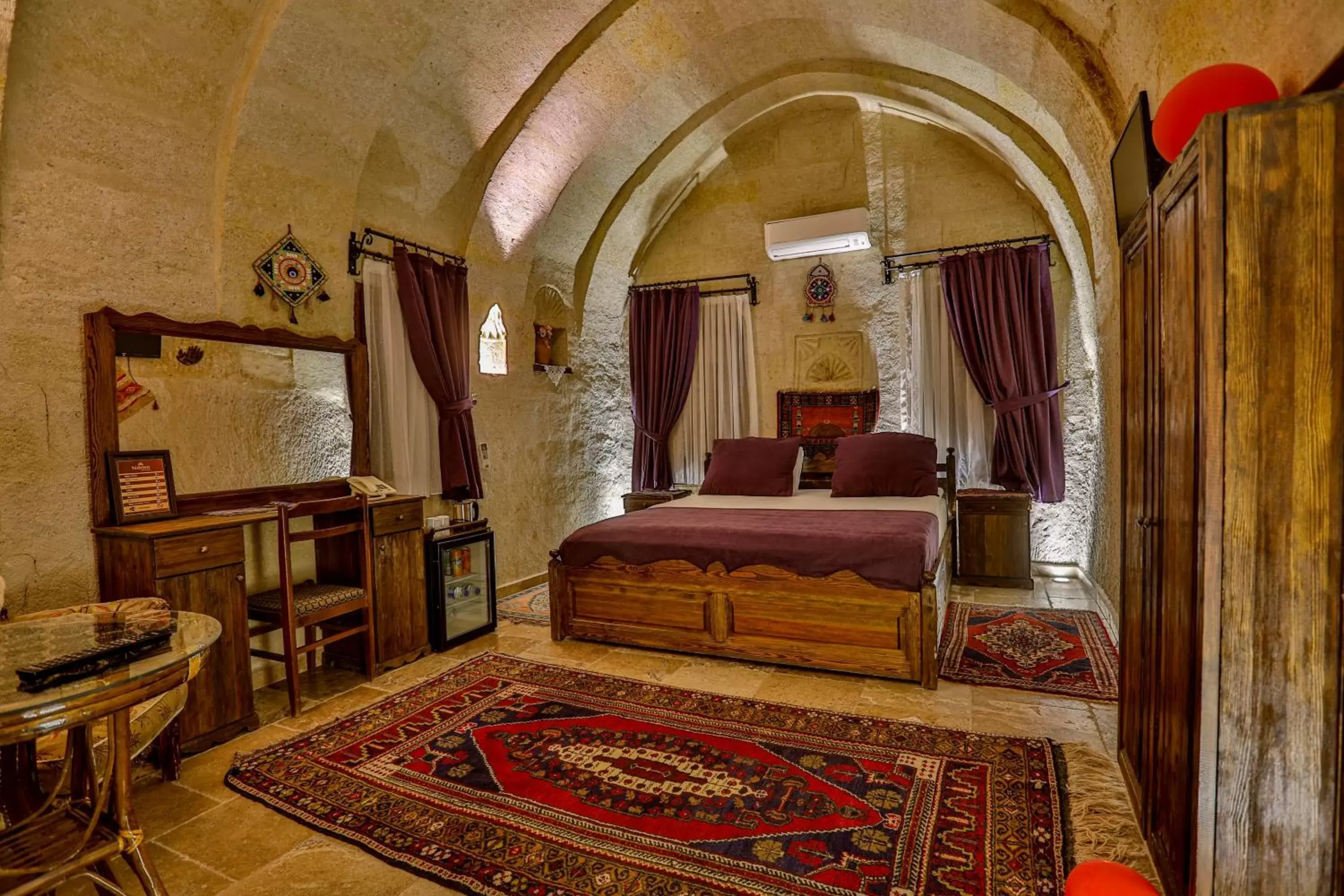 Decorative detail, Seating Area in Hidden Cave Hotel