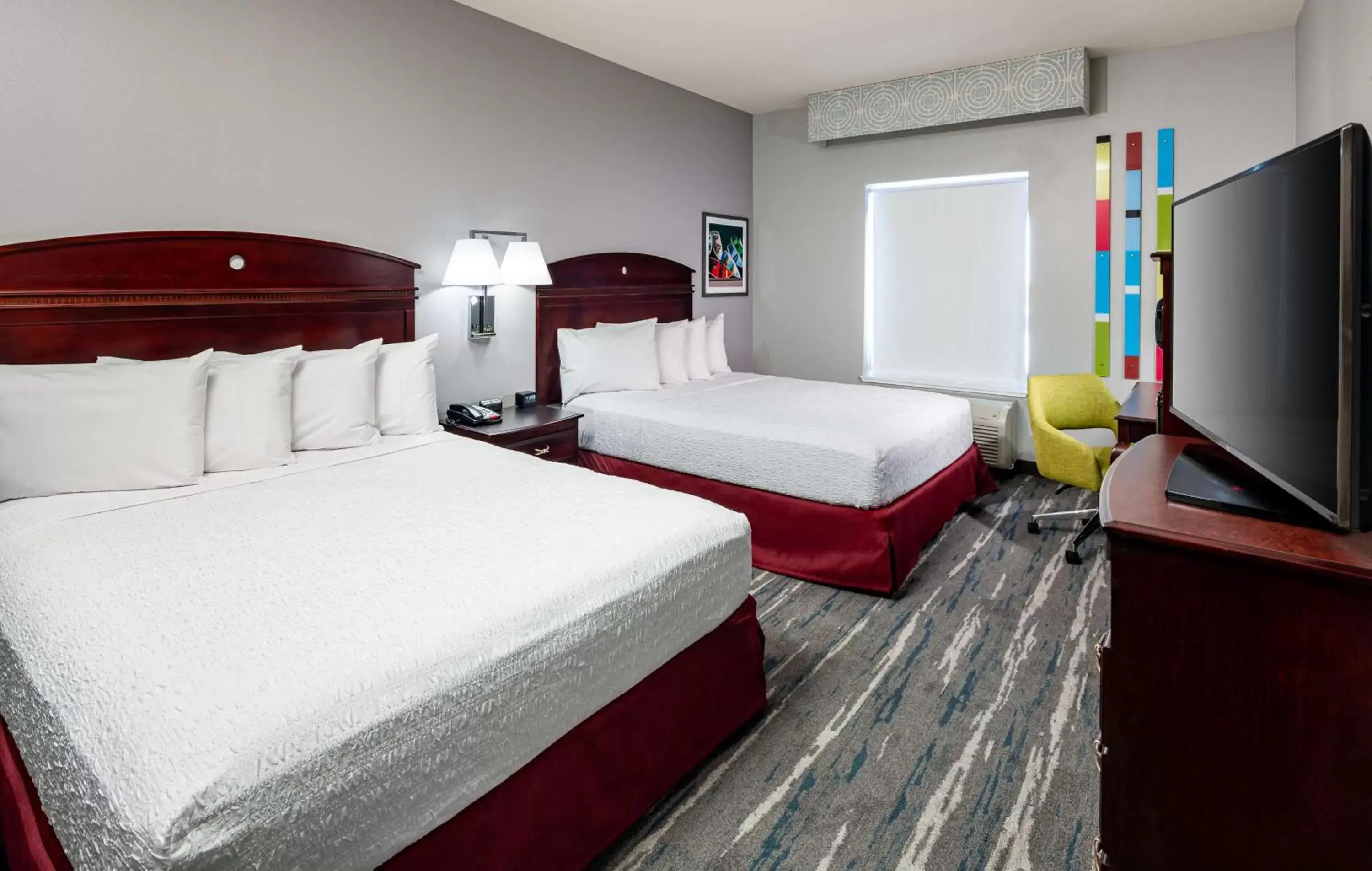 Bed in Hampton Inn & Suites Texarkana